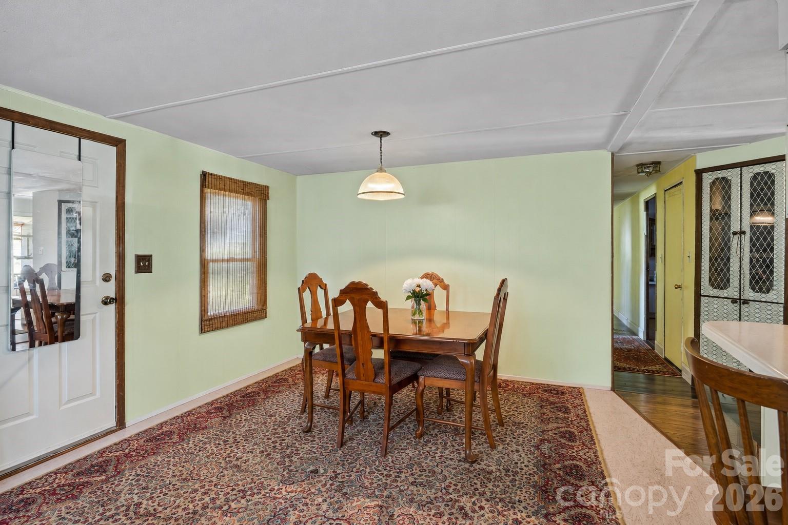 700 Patterson Farm Road — Mooresville