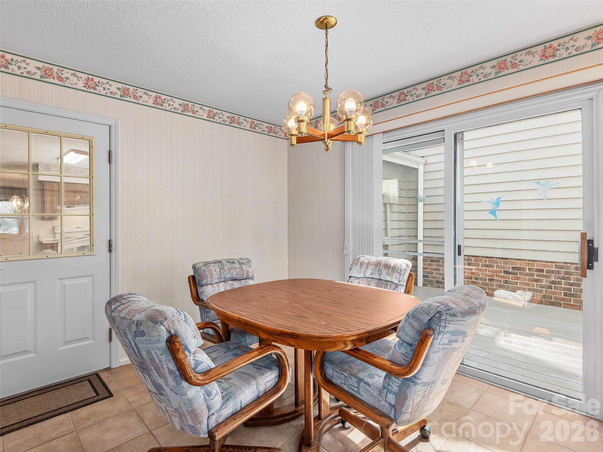 20 Cedarcliff Circle — Asheville