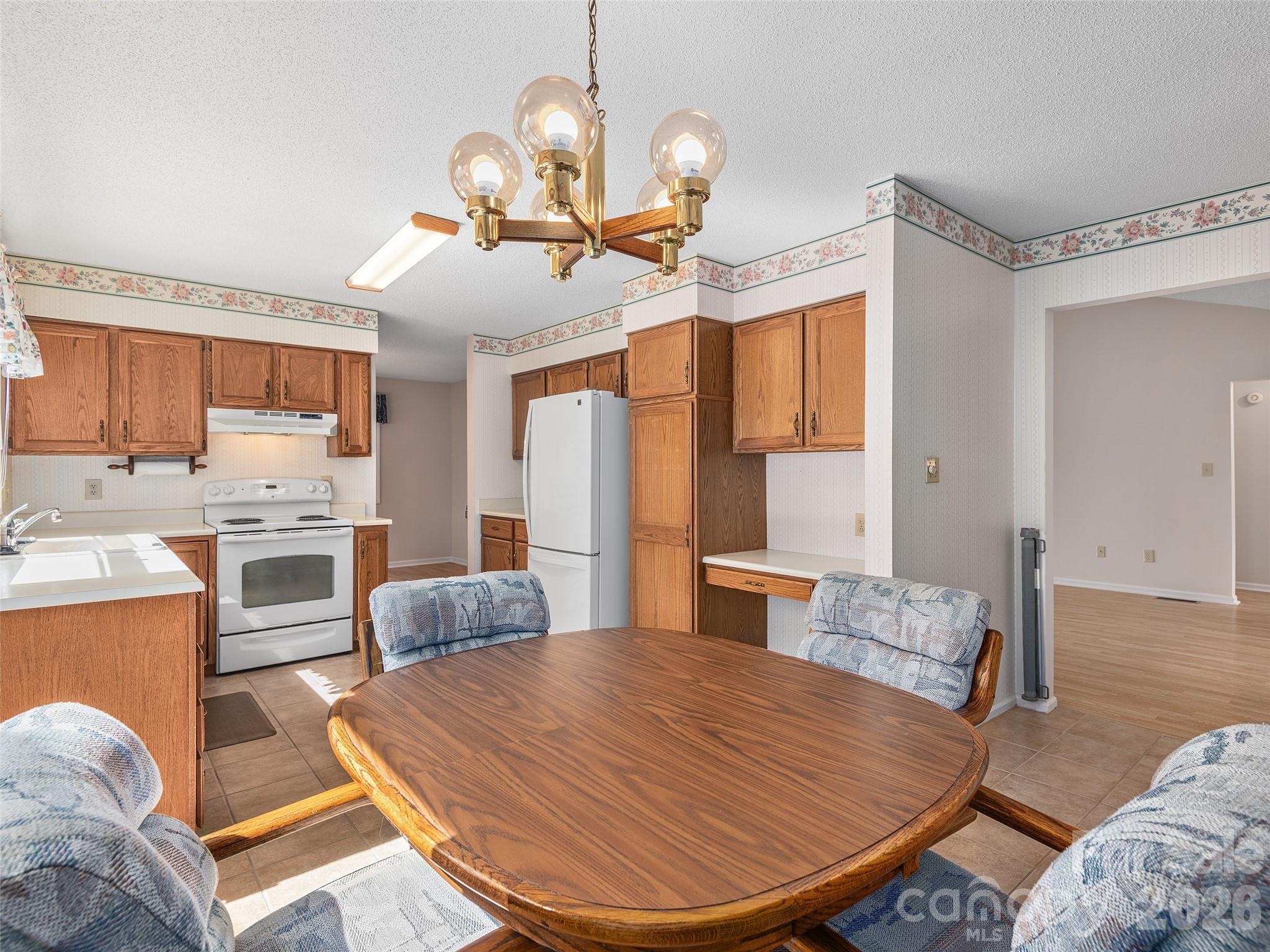 20 Cedarcliff Circle — Asheville