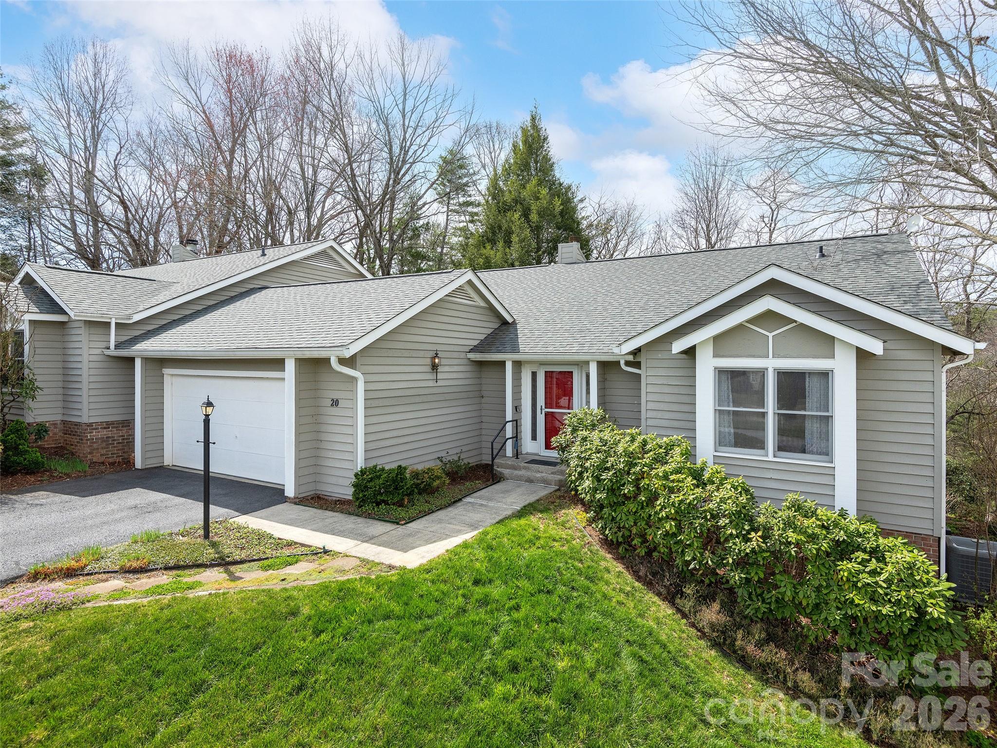 20 Cedarcliff Circle — Asheville