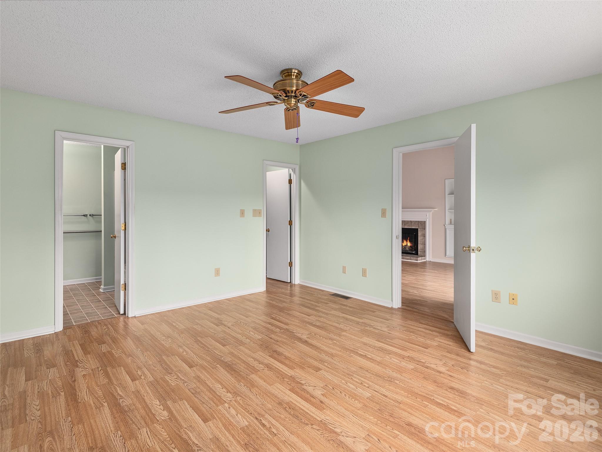 20 Cedarcliff Circle — Asheville