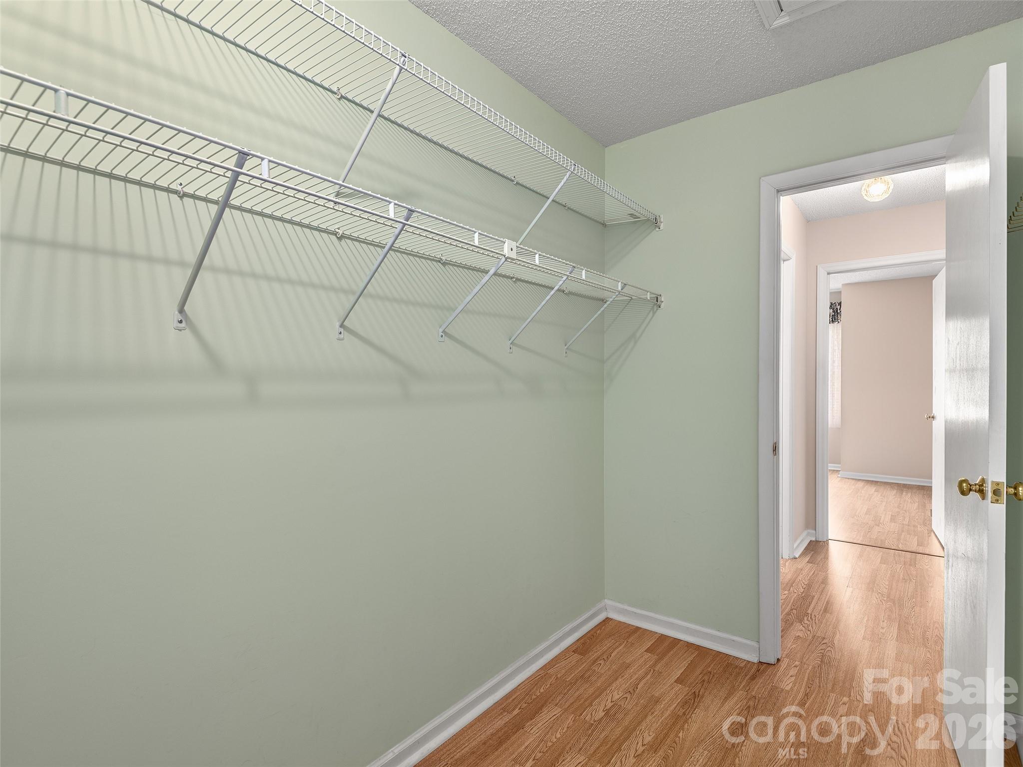 20 Cedarcliff Circle — Asheville