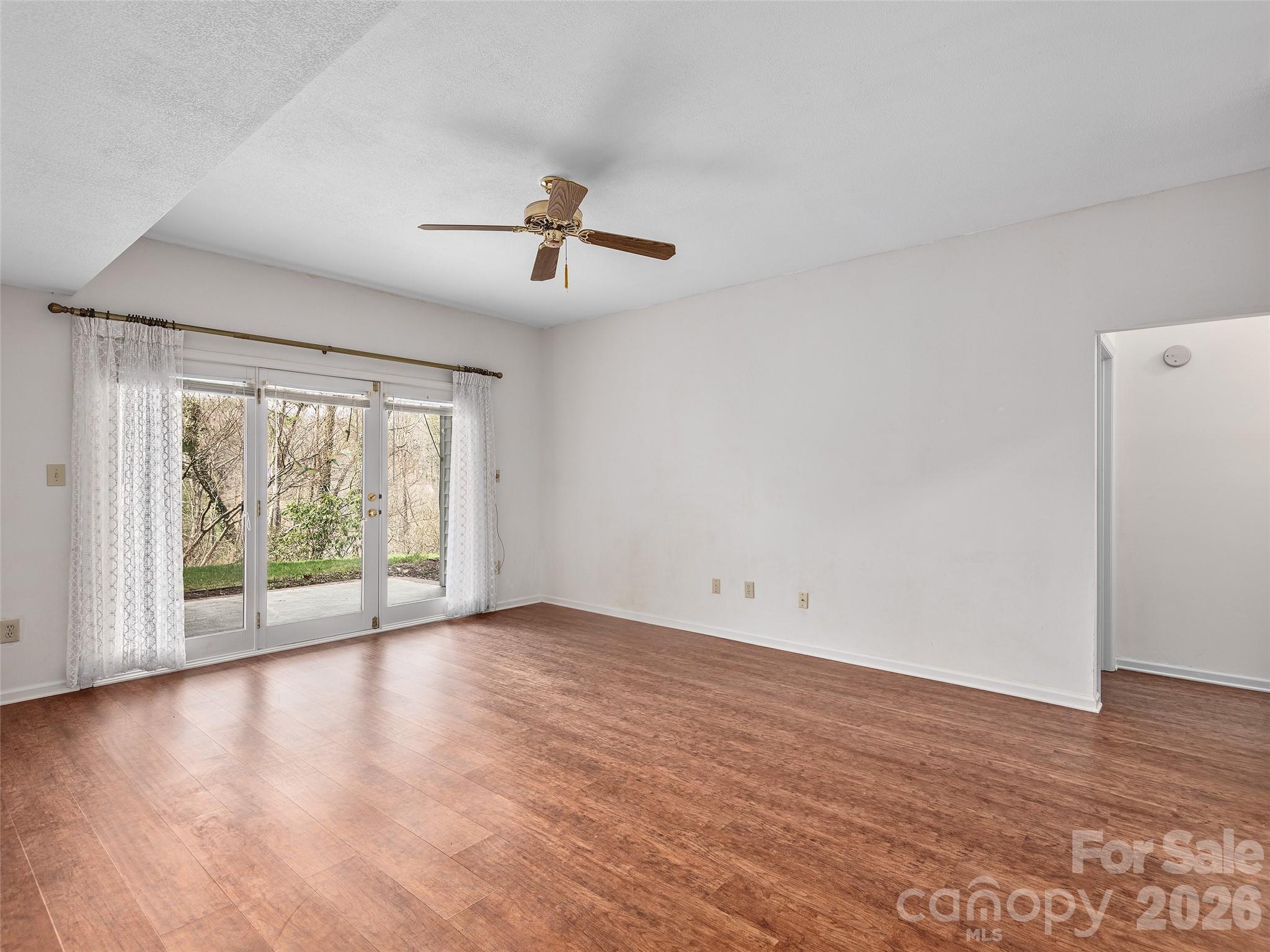 20 Cedarcliff Circle — Asheville
