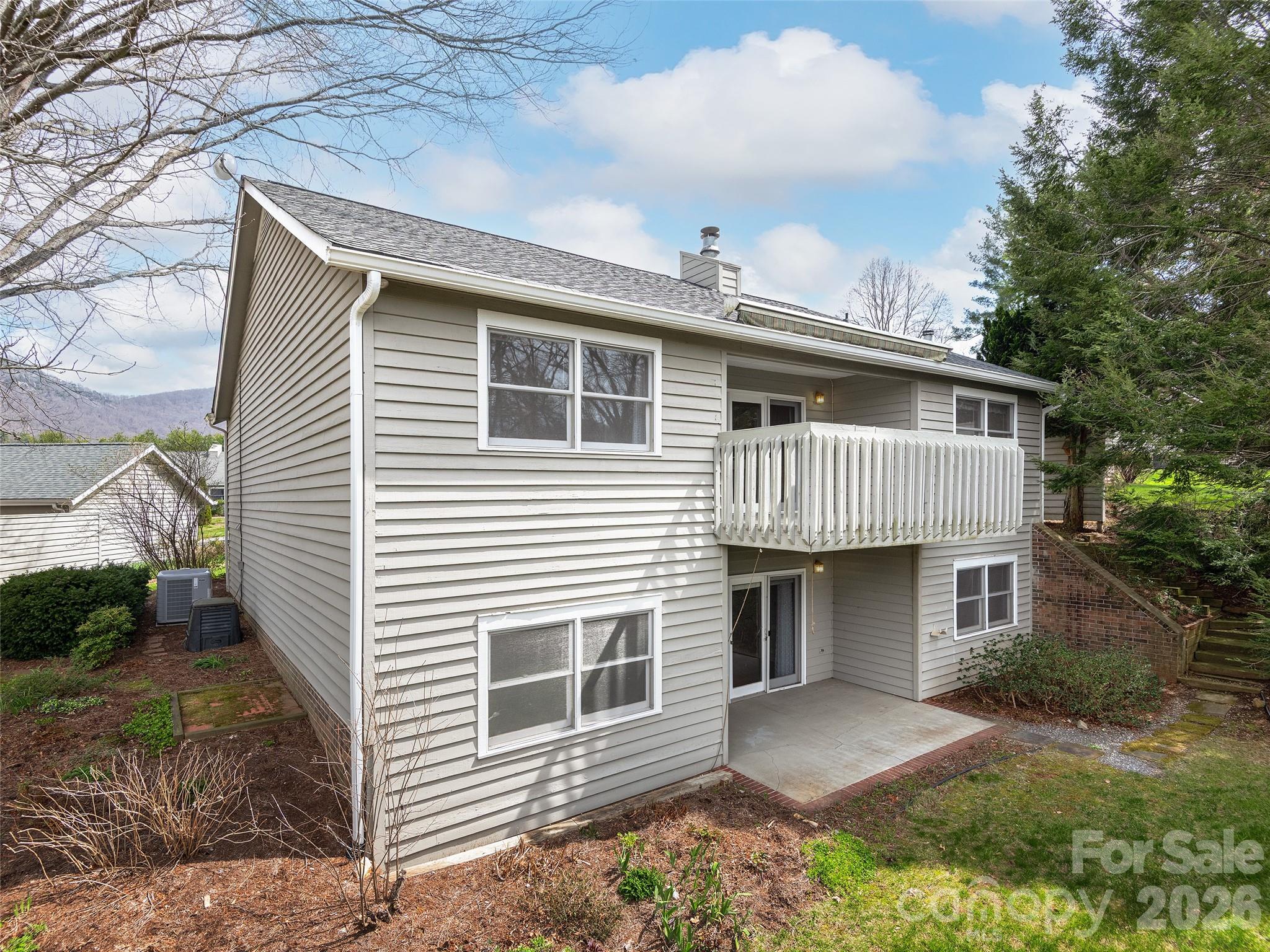 20 Cedarcliff Circle — Asheville