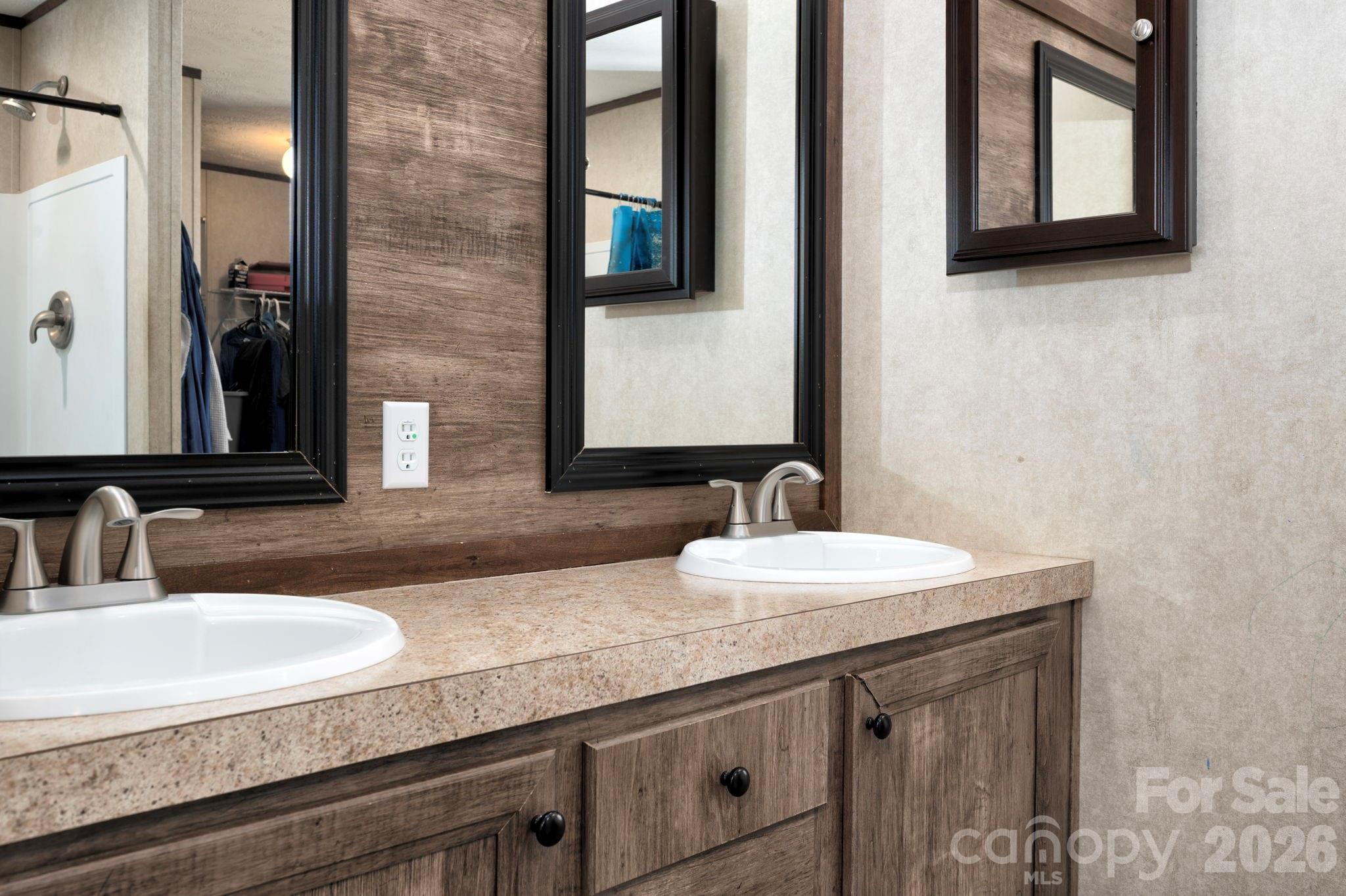 1064 Deer Chase Circle — Cedar Mountain