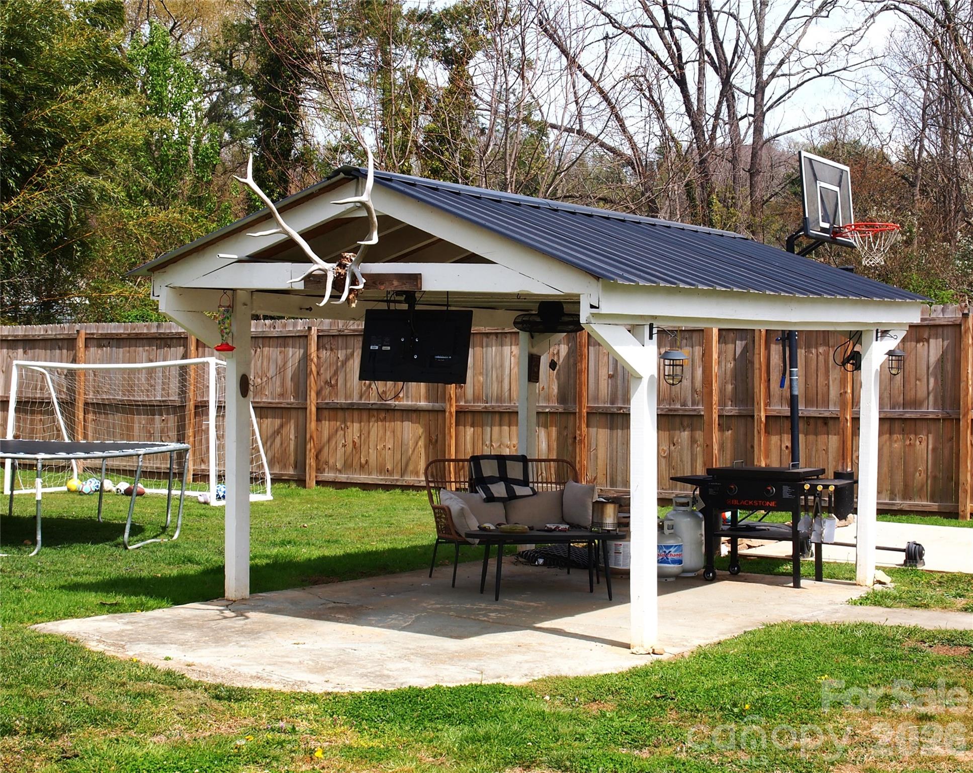 316 Hazelwood Avenue — Waynesville