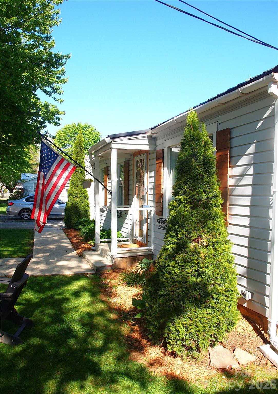 316 Hazelwood Avenue — Waynesville