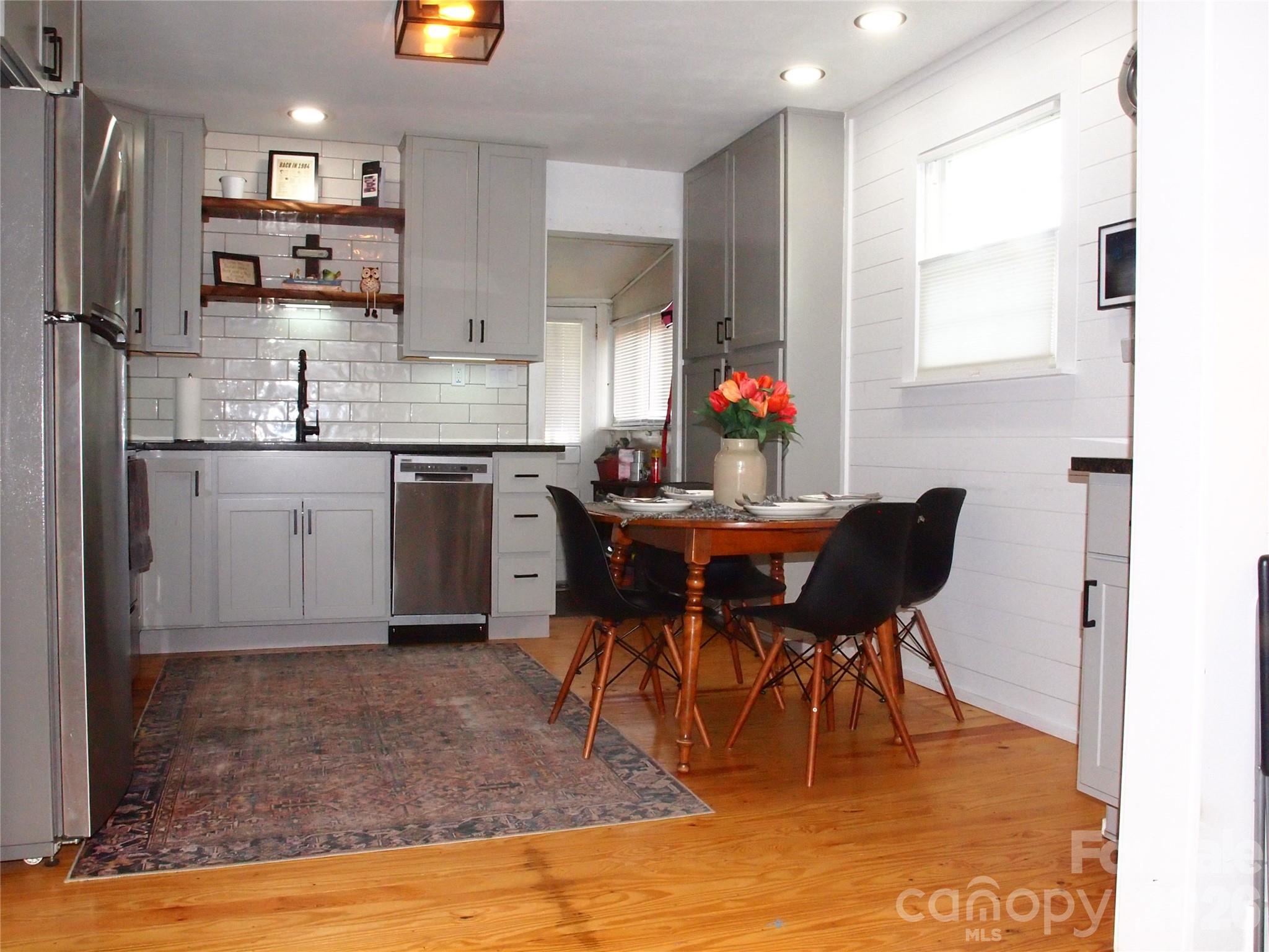 316 Hazelwood Avenue — Waynesville