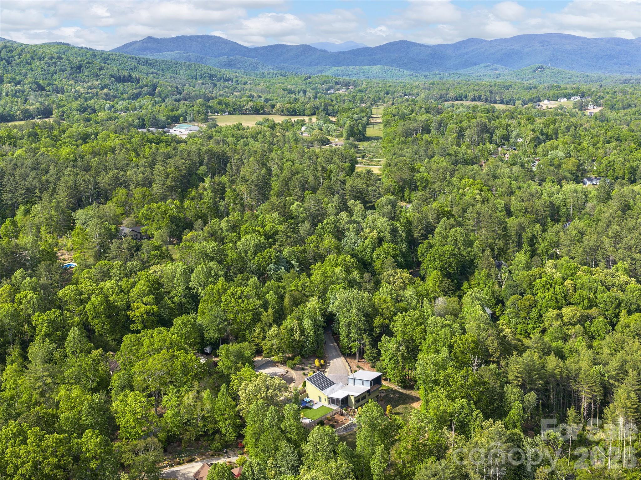 15 Sourwood Lane — Fletcher