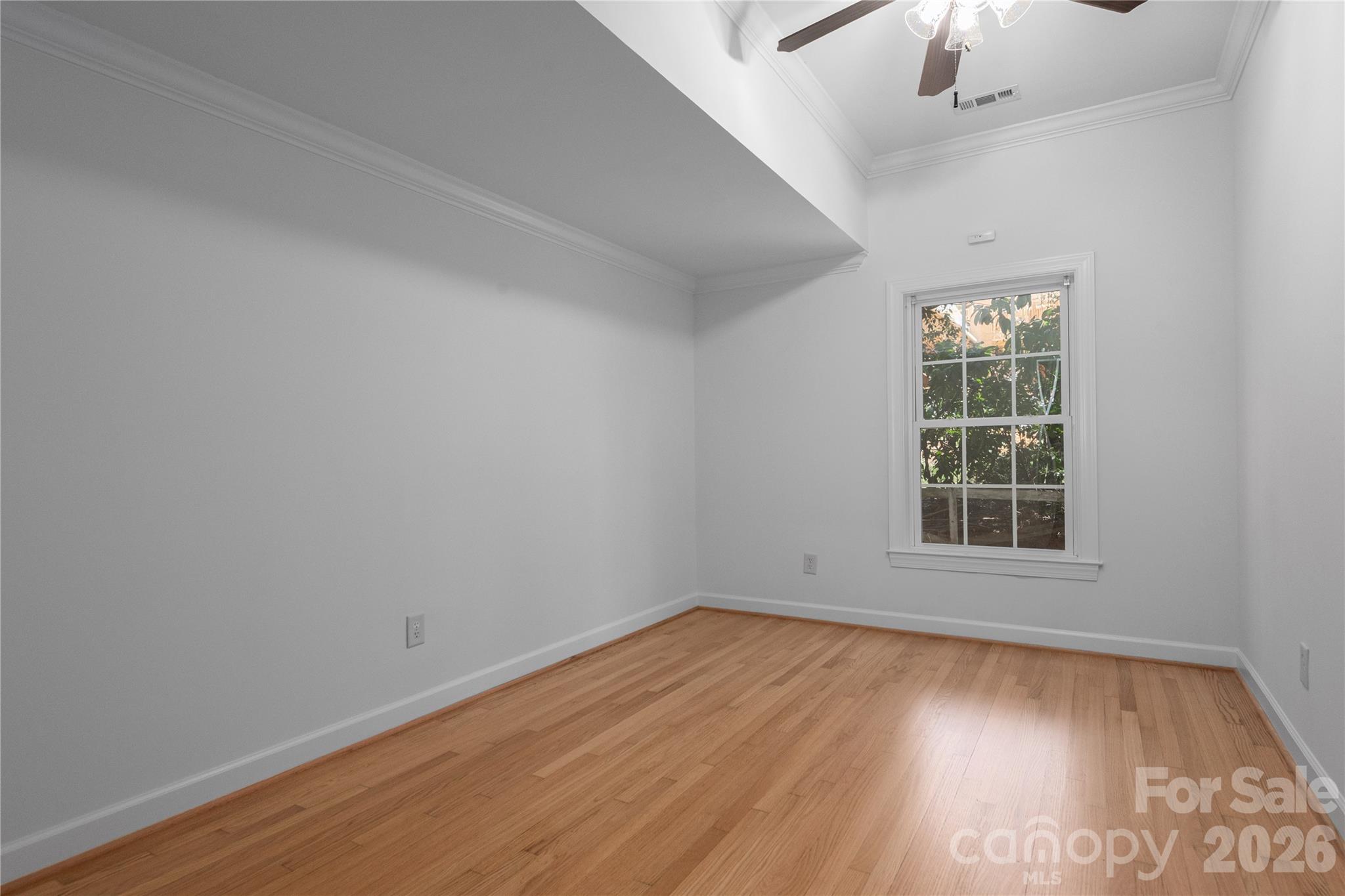 939 Linda Lane — Charlotte