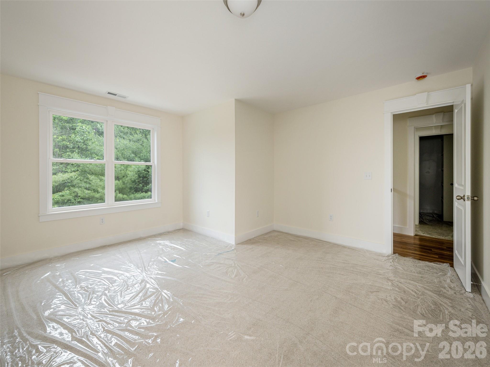 366 Mistletoe Trail — Hendersonville