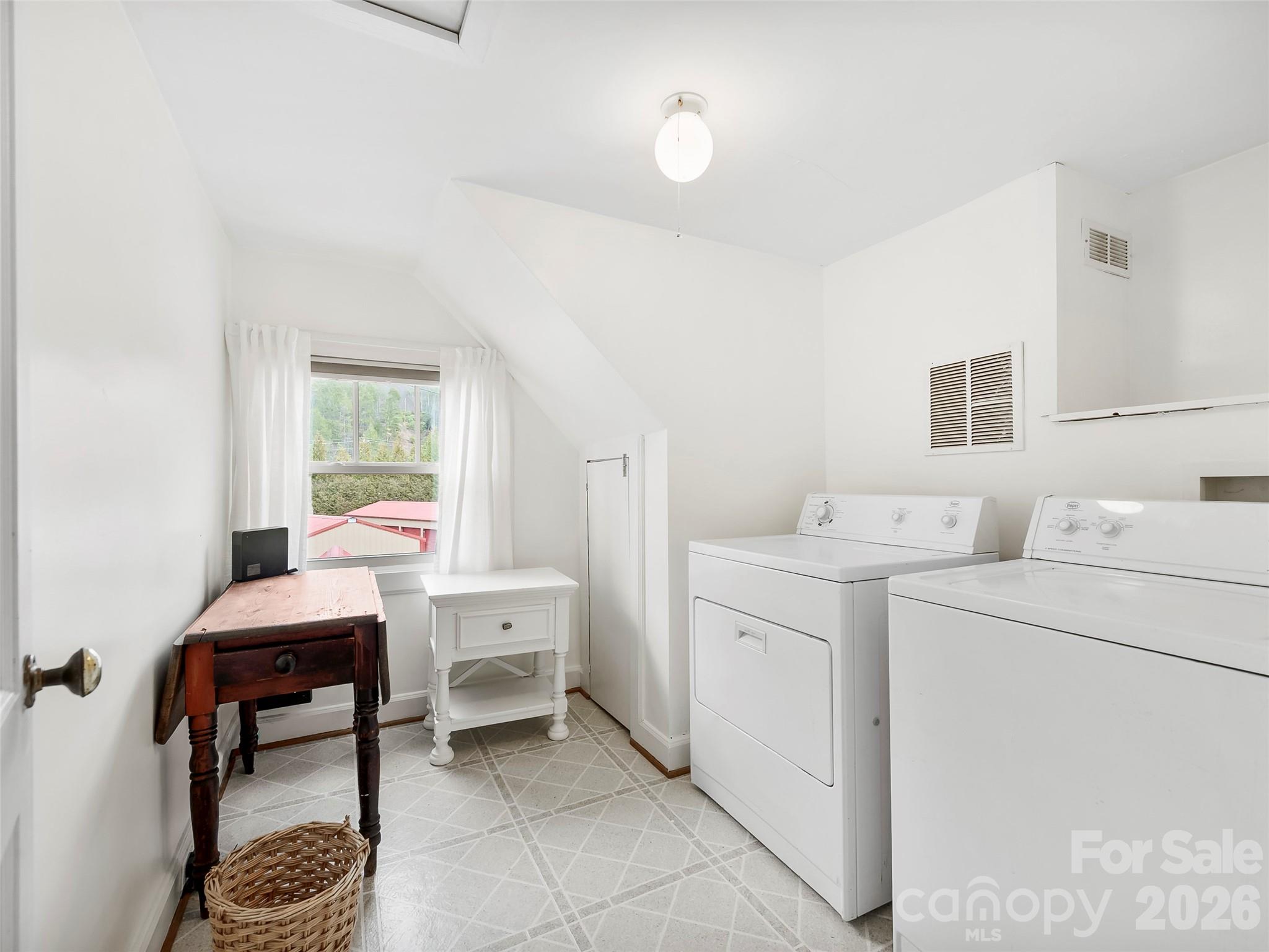 58 Guntertown Road — Marshall