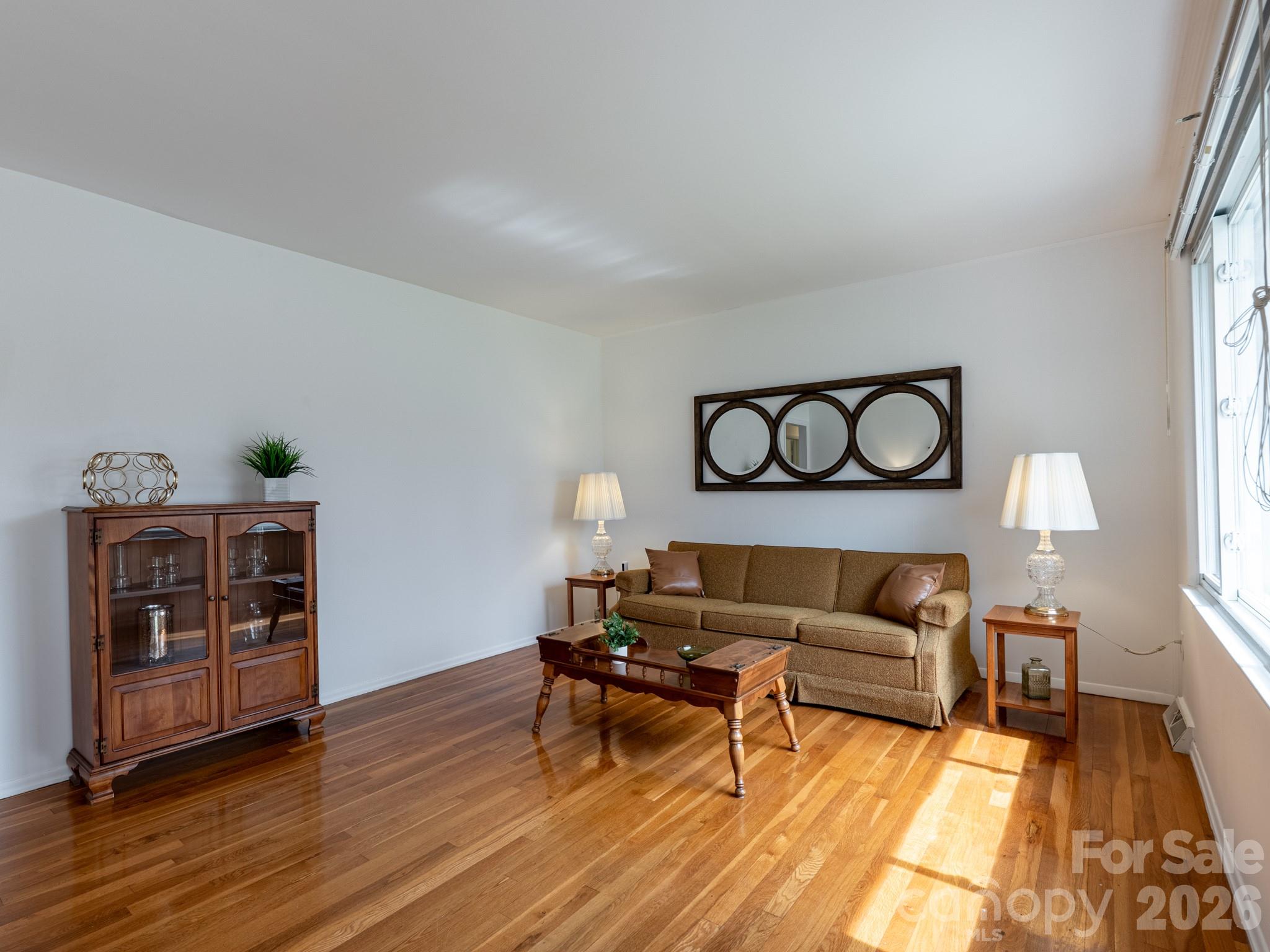 56 Skyview Terrace — Asheville