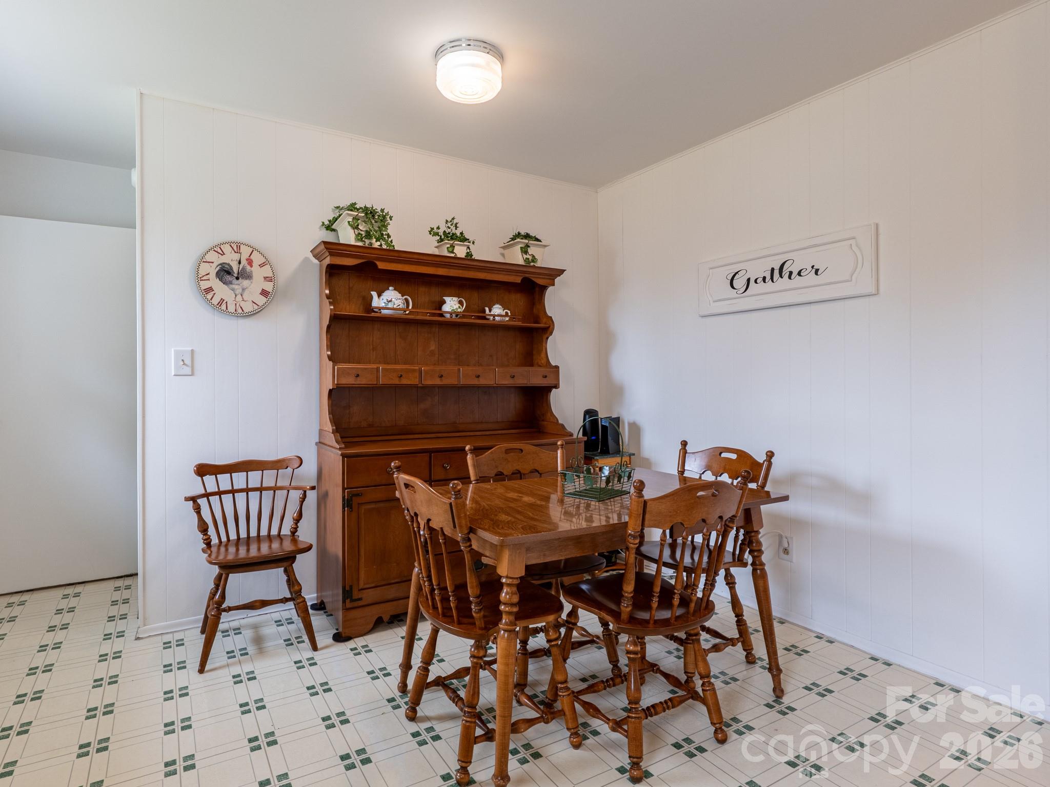 56 Skyview Terrace — Asheville