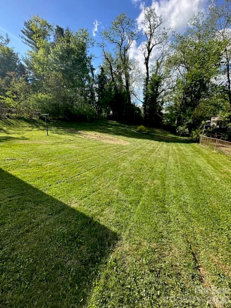 56 Skyview Terrace — Asheville