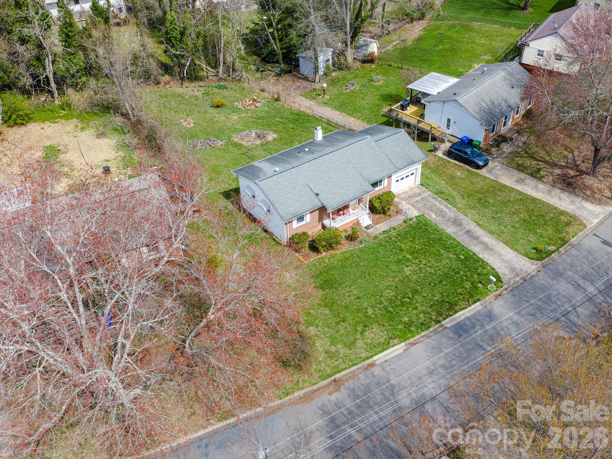 56 Skyview Terrace — Asheville