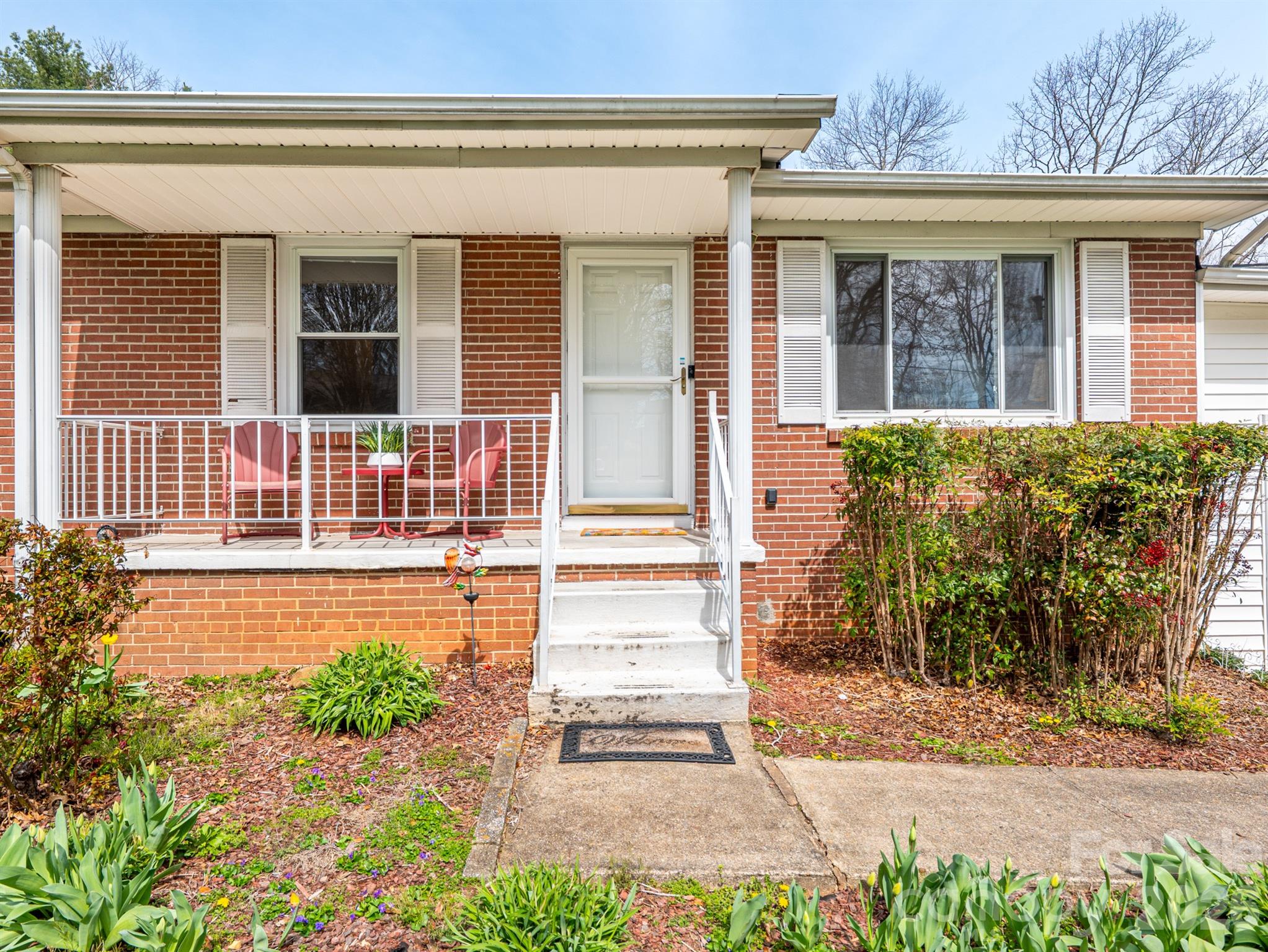 56 Skyview Terrace — Asheville