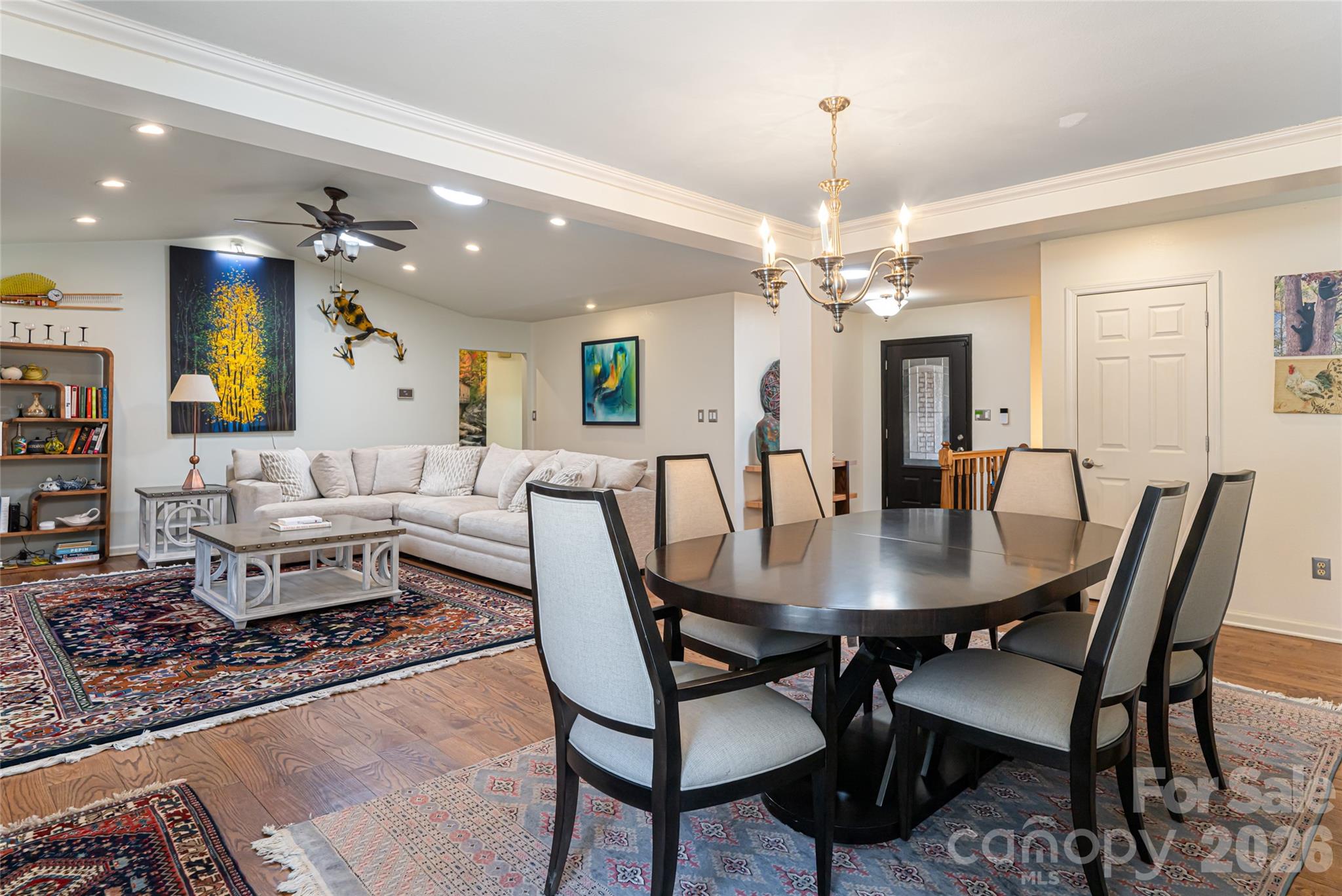 106 Oak Hollow Court — Asheville