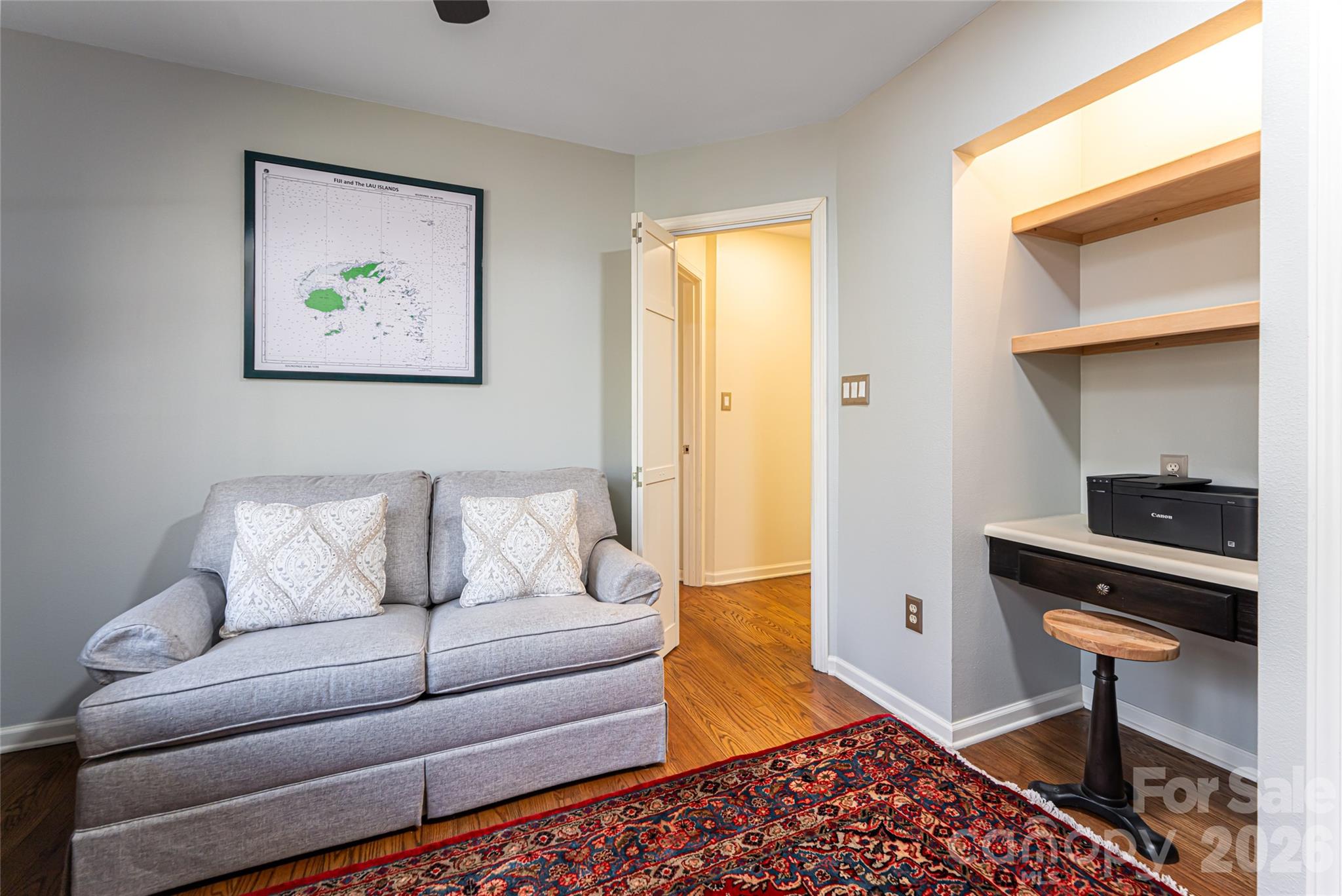 106 Oak Hollow Court — Asheville