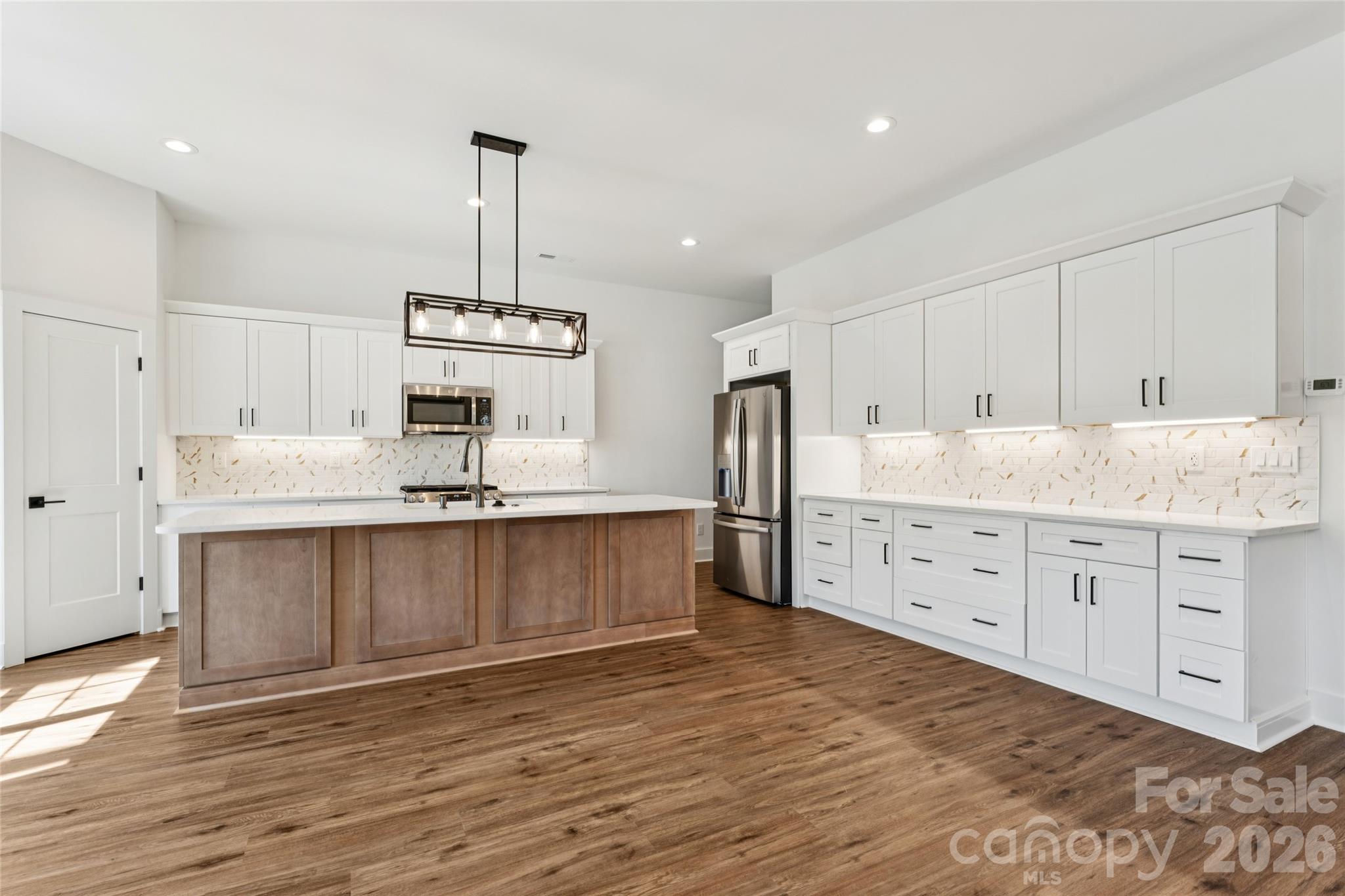 1515 N Caldwell Street — Charlotte