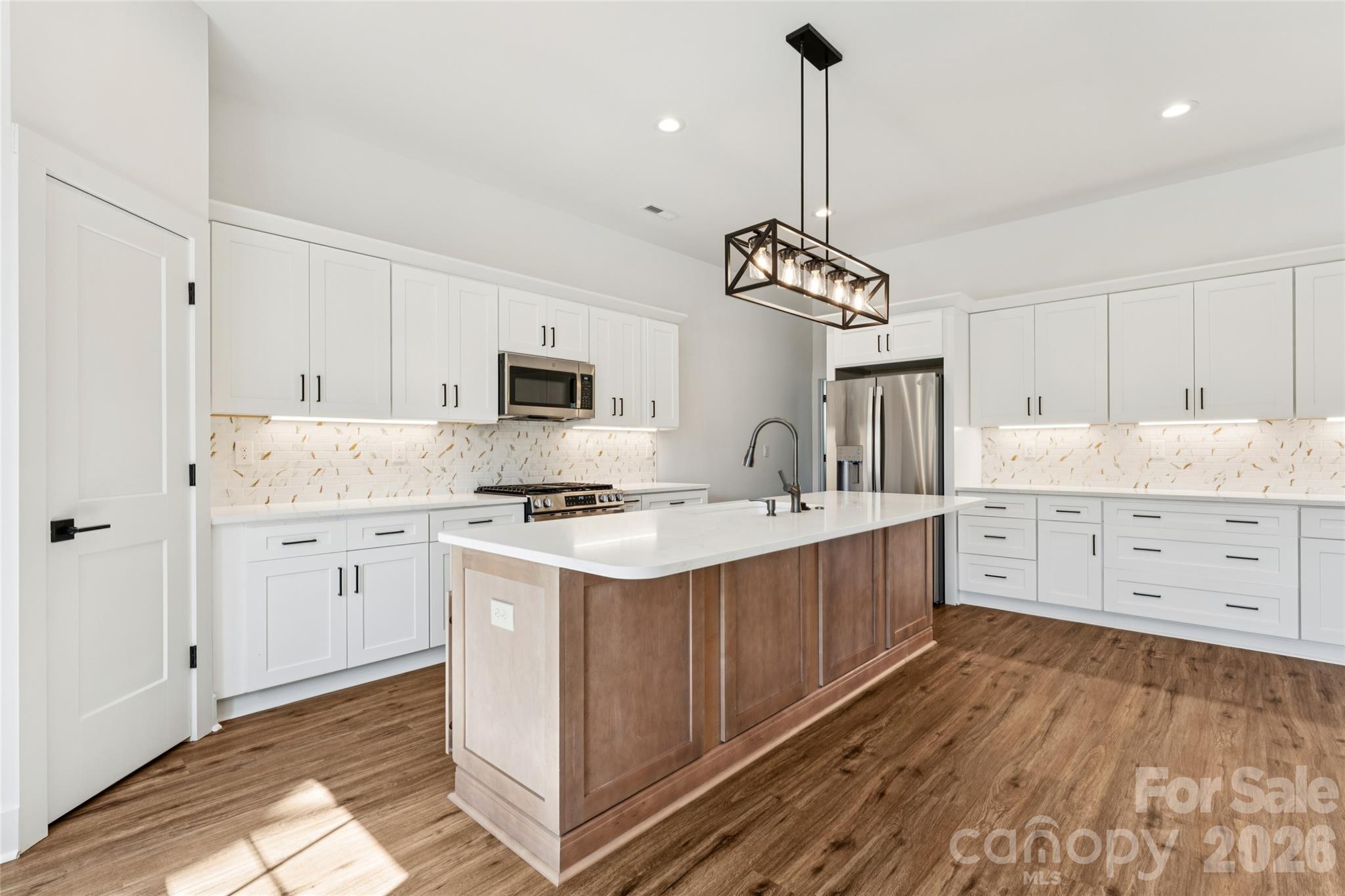 1515 N Caldwell Street — Charlotte