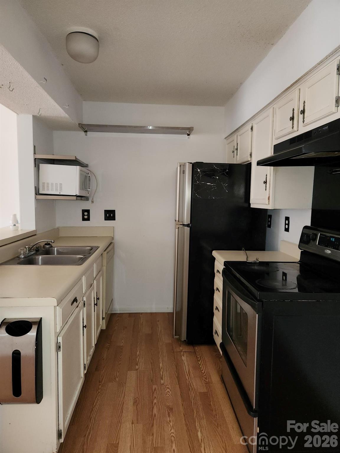 9607-G Vinca Circle — Charlotte