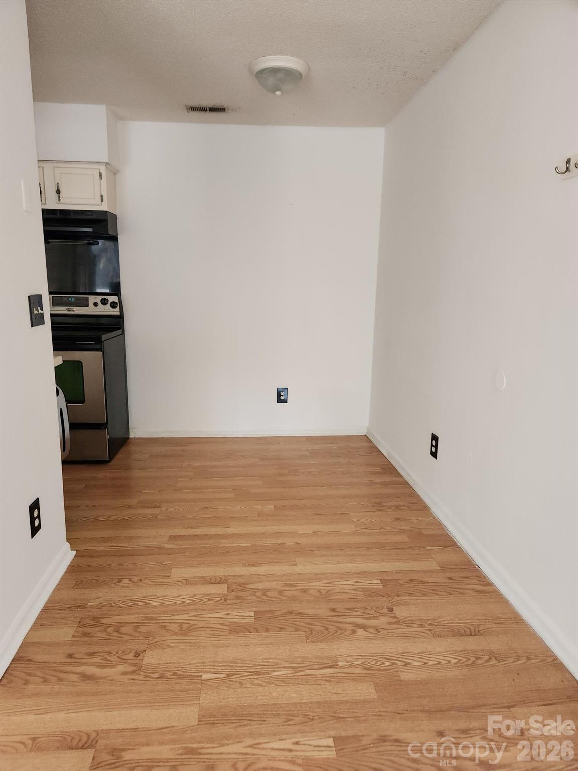 9607-G Vinca Circle — Charlotte