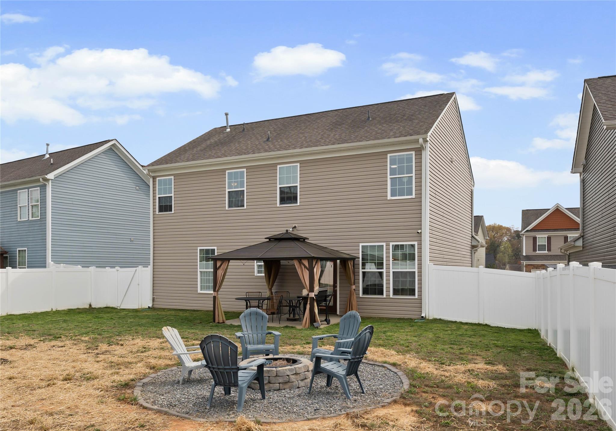 716 Robert Moses Drive — Gastonia