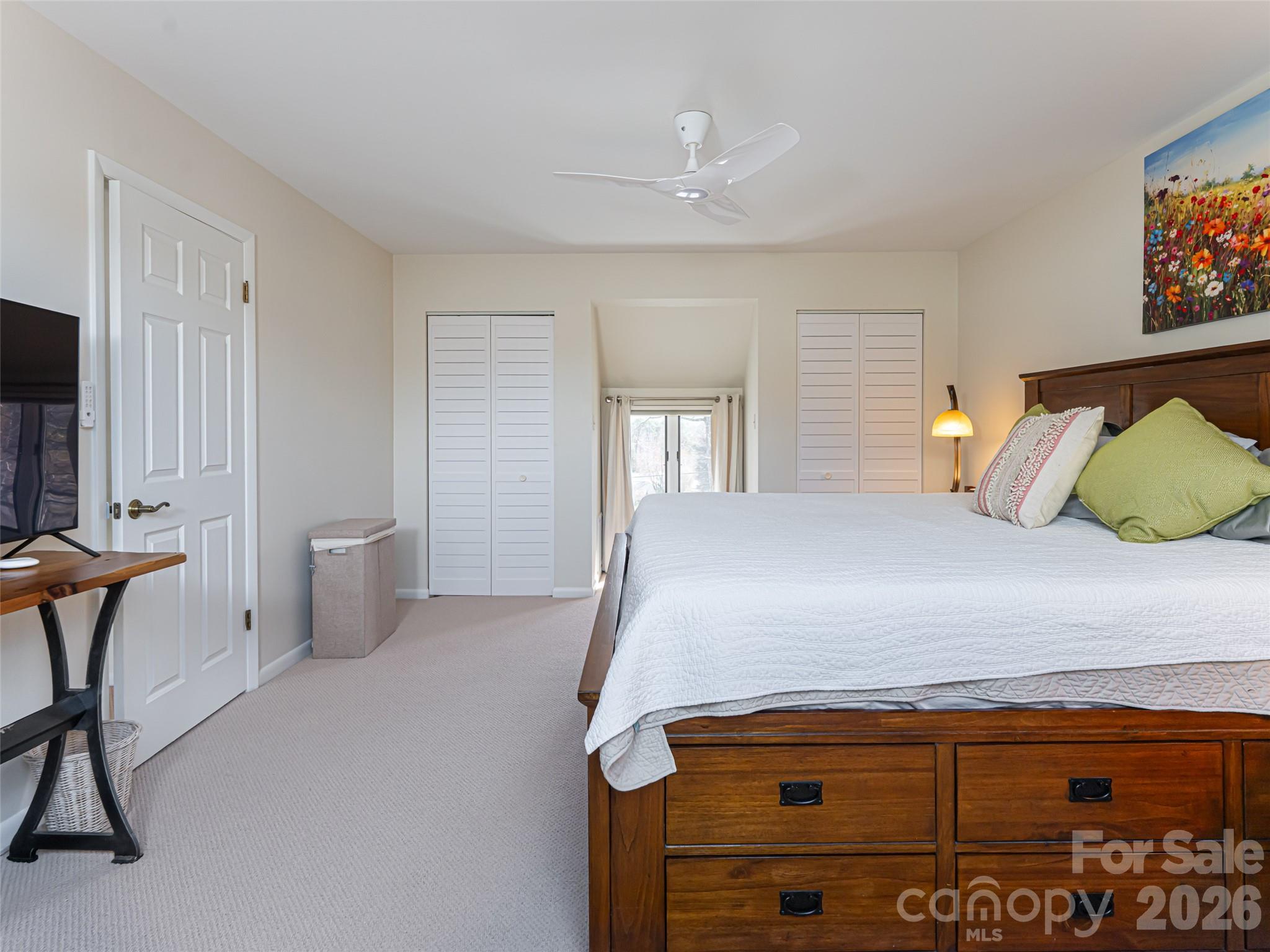 2F Lynx Drive — Black Mountain