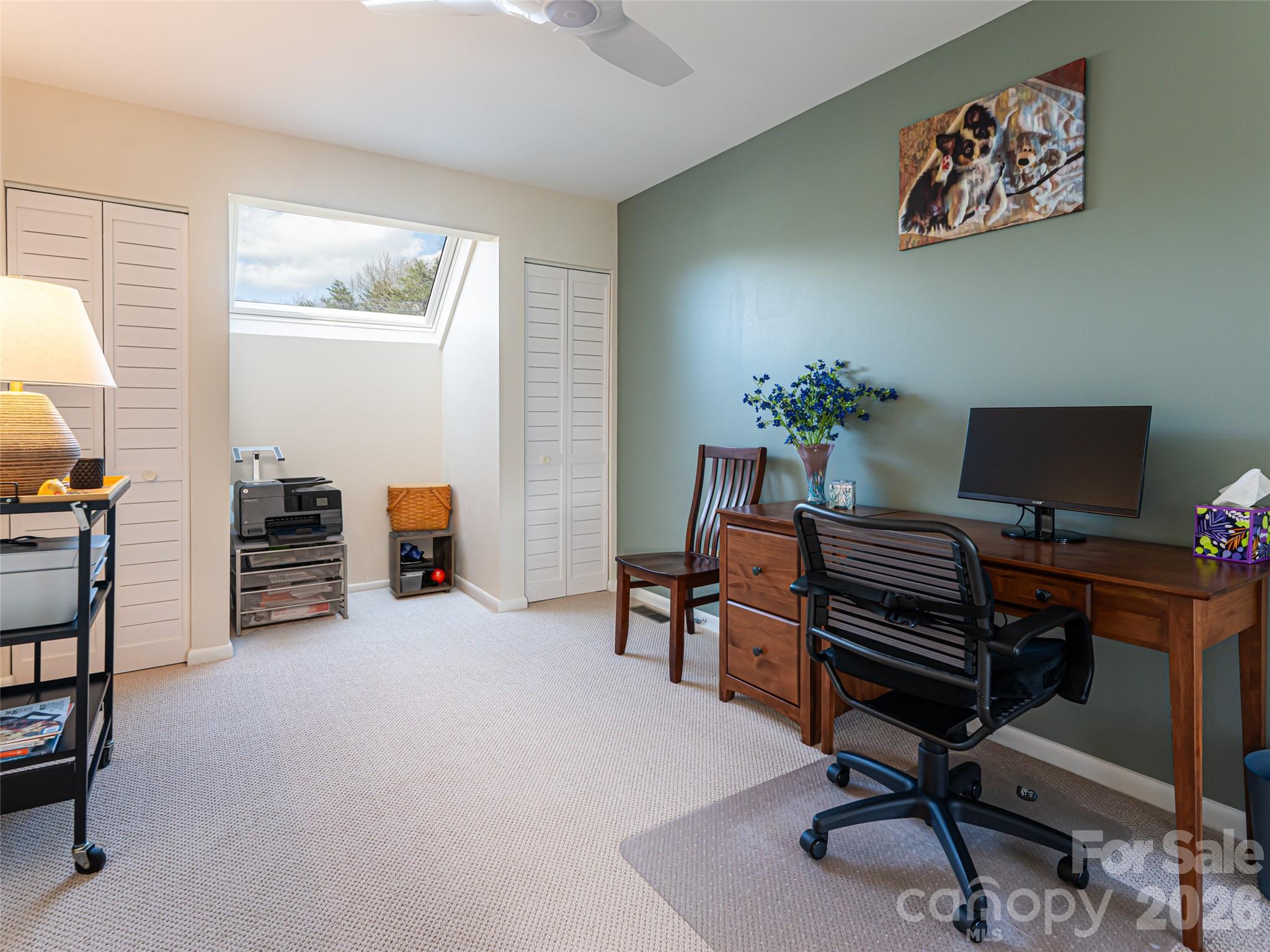 2F Lynx Drive — Black Mountain