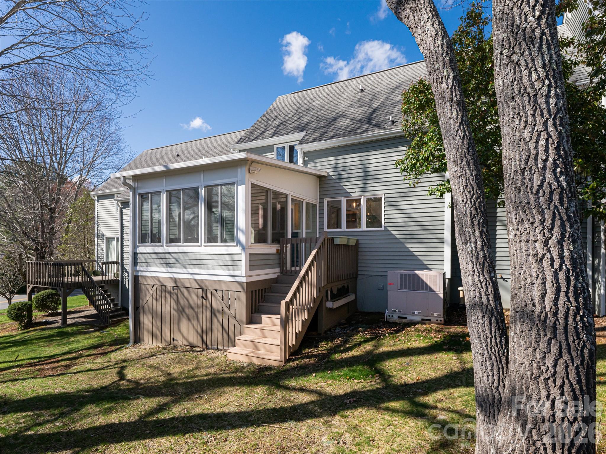 2F Lynx Drive — Black Mountain