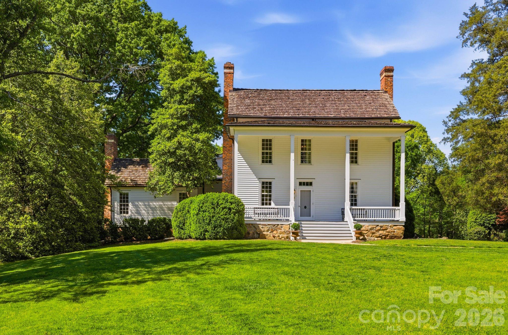 5520 Sharon View Road — Charlotte