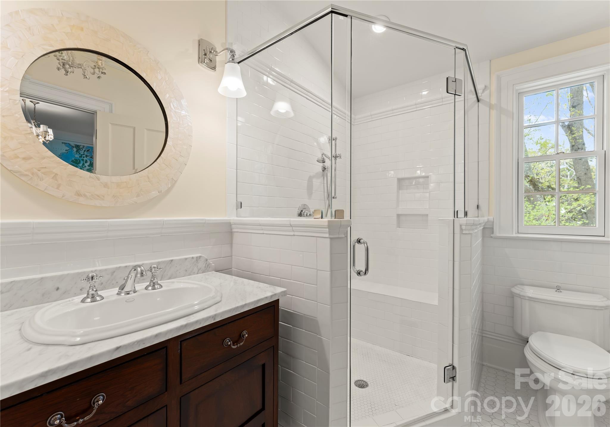 5520 Sharon View Road — Charlotte