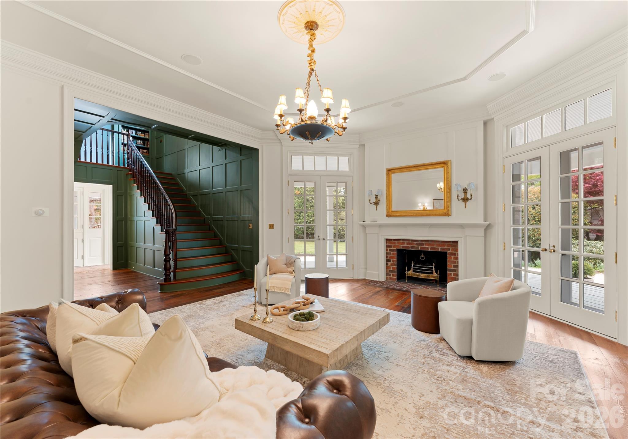 5520 Sharon View Road — Charlotte
