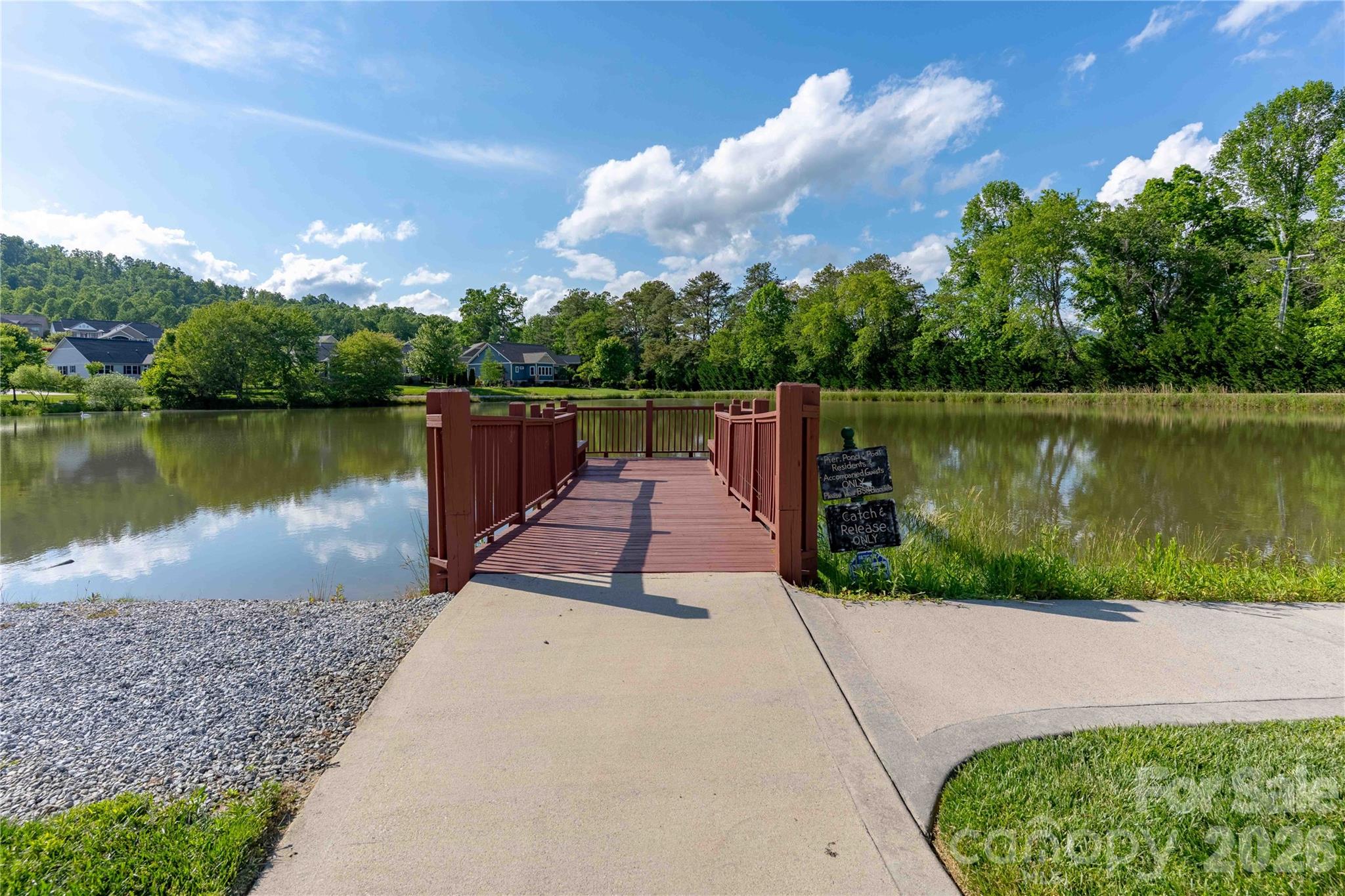 806 Blacksmith Run Drive — Hendersonville