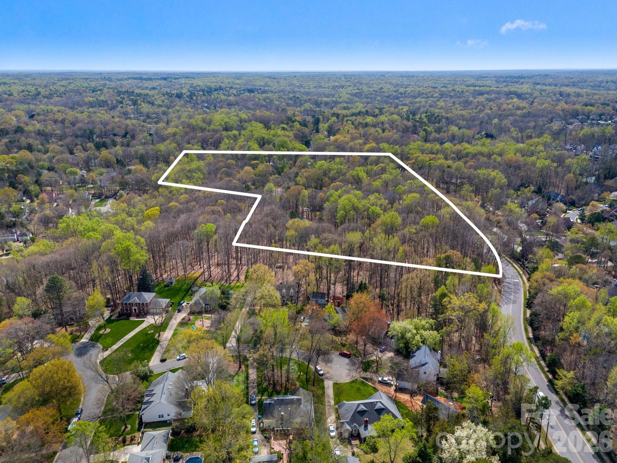 801 Reverdy Lane — Matthews