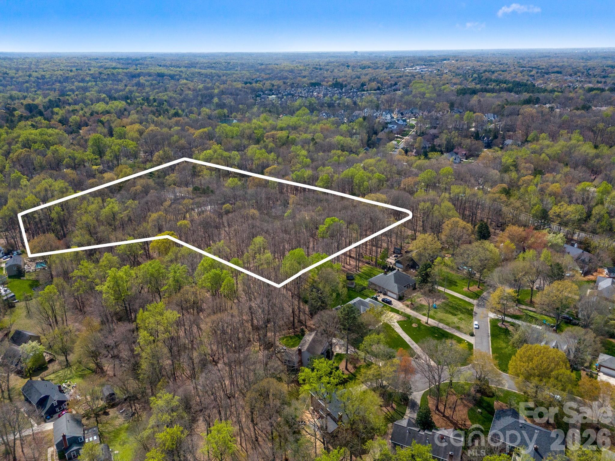 801 Reverdy Lane — Matthews