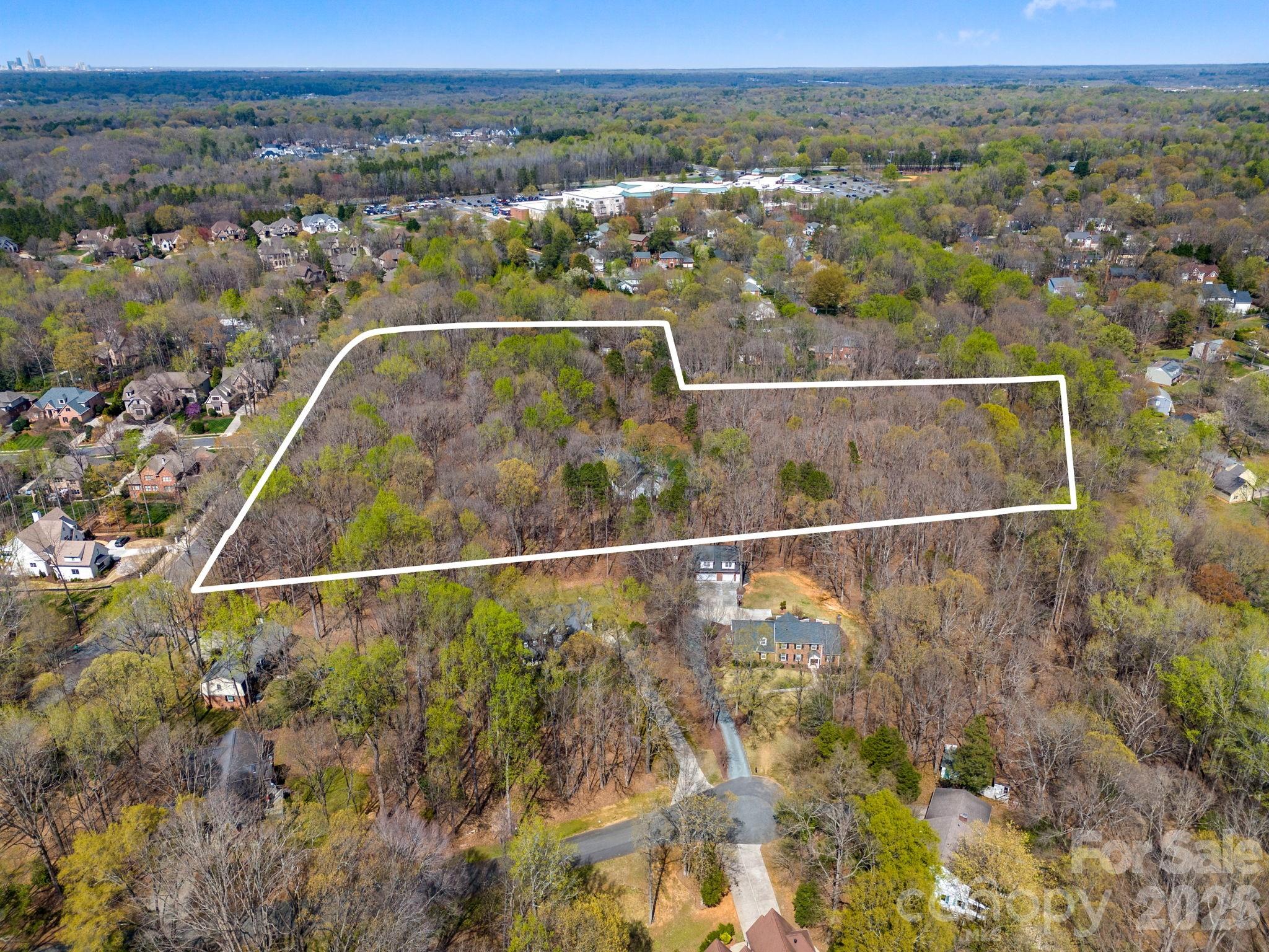 801 Reverdy Lane — Matthews