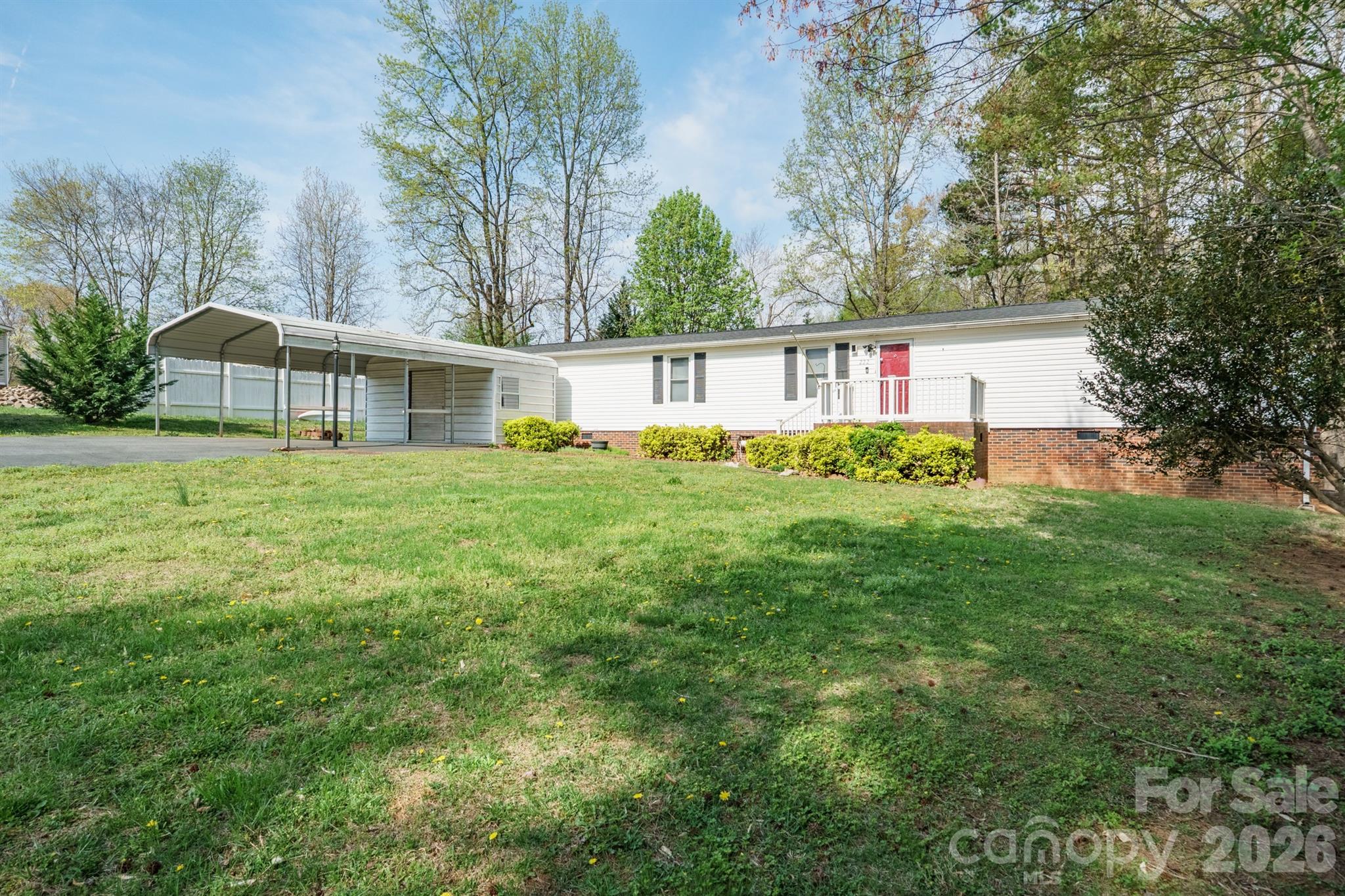 222 Summertree Drive — Troutman