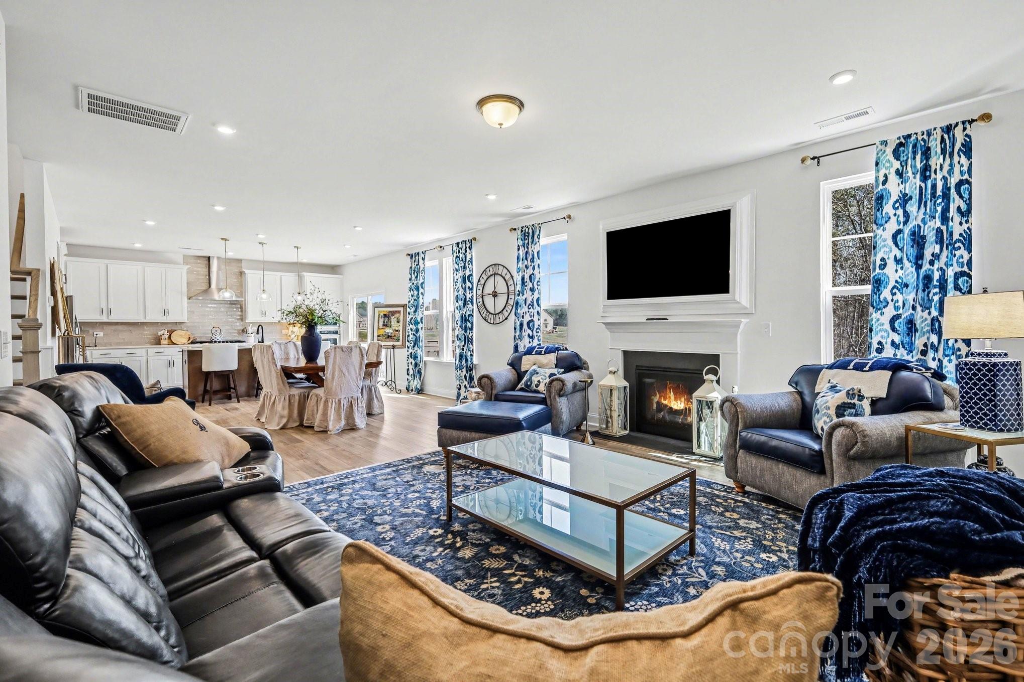 893 Regulus Court — York