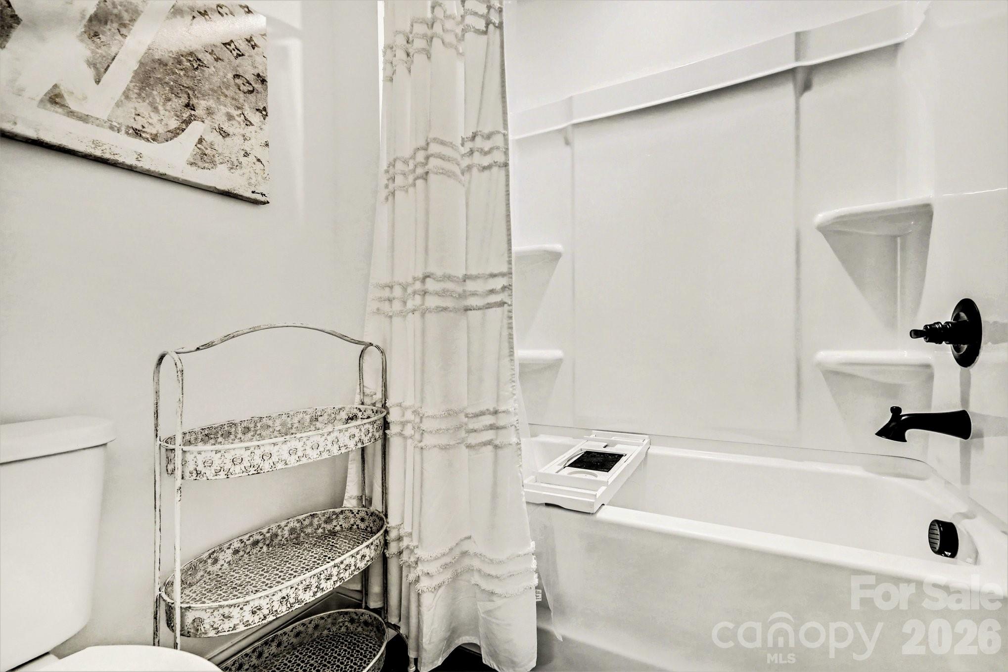 893 Regulus Court — York