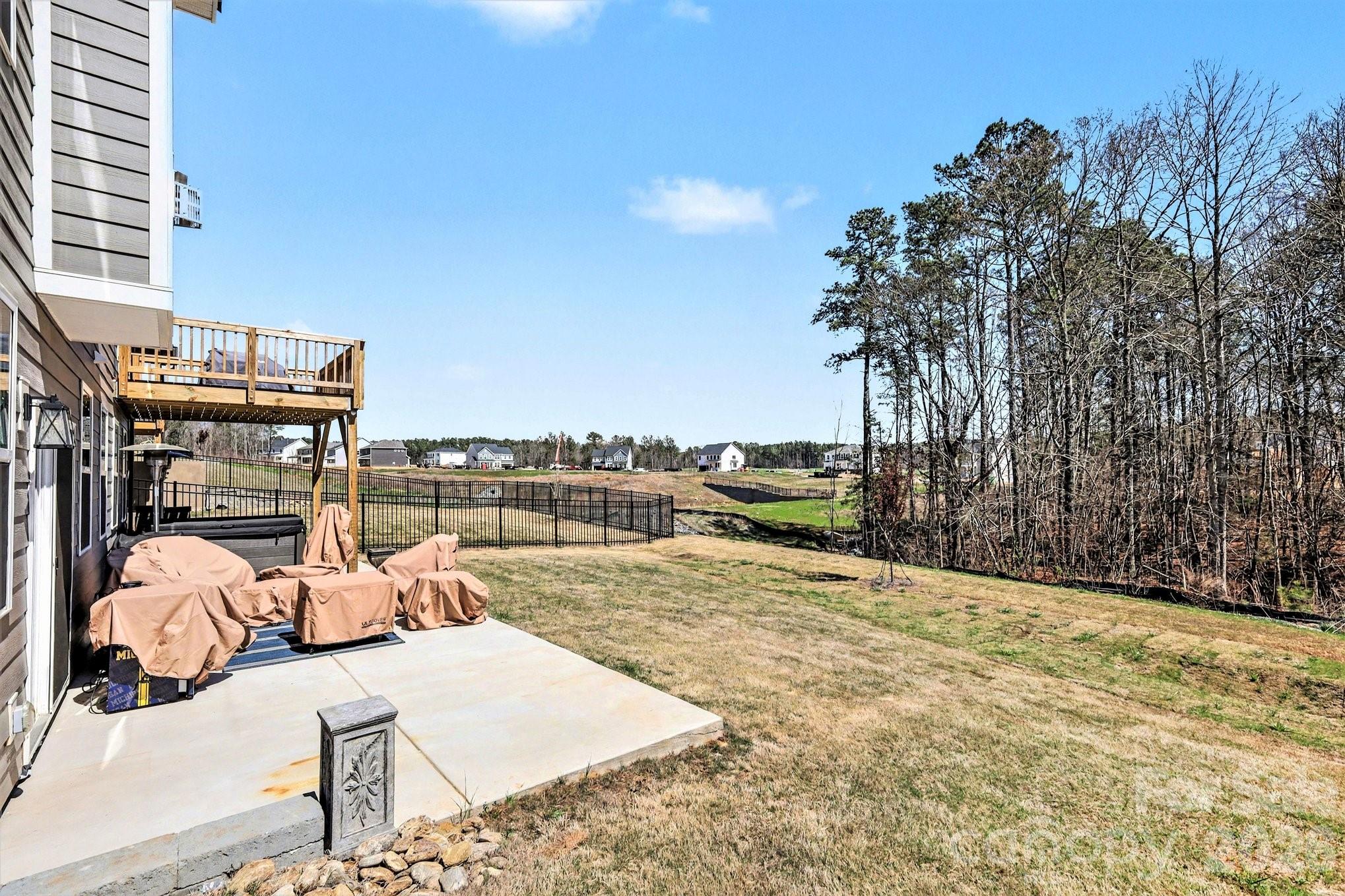 893 Regulus Court — York