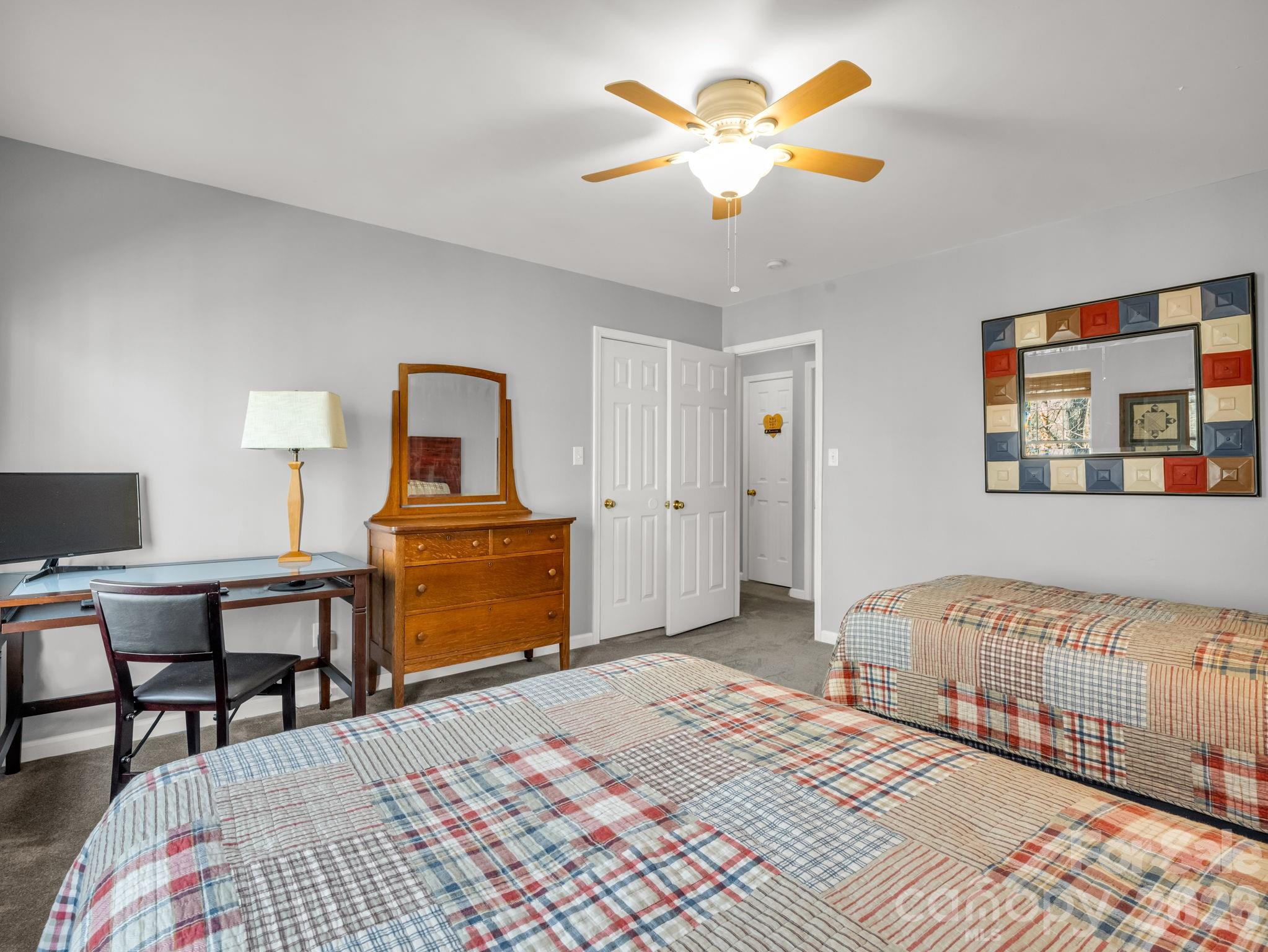 108 Nuthatch Trace — Brevard