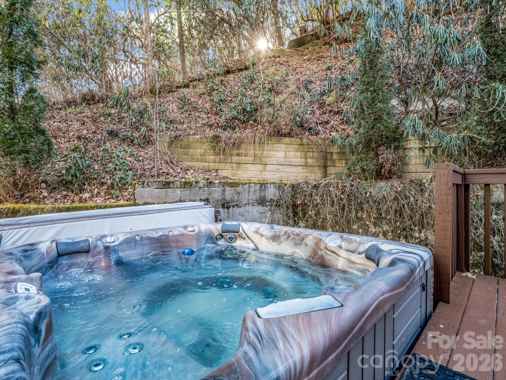 108 Nuthatch Trace — Brevard