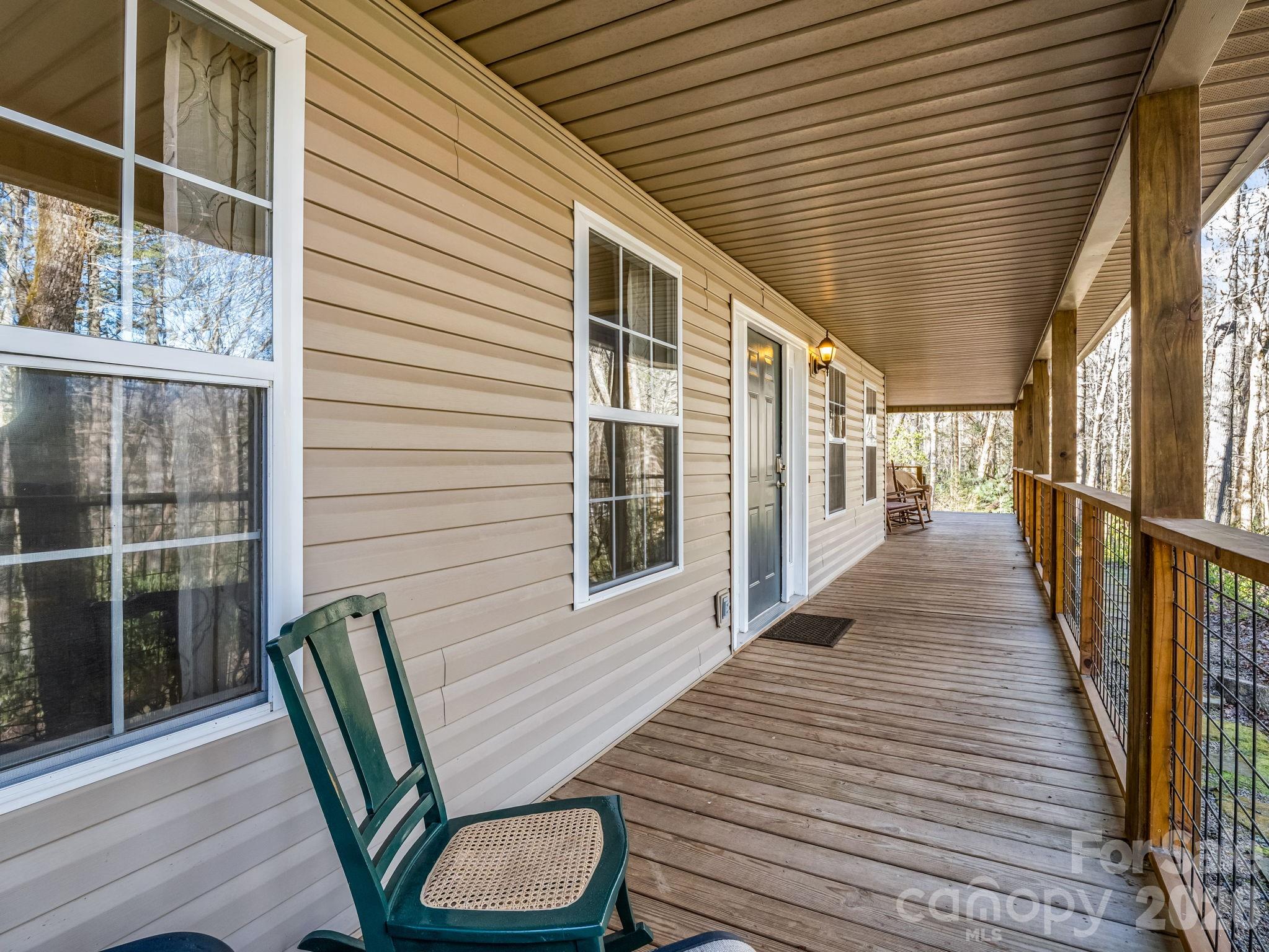 108 Nuthatch Trace — Brevard