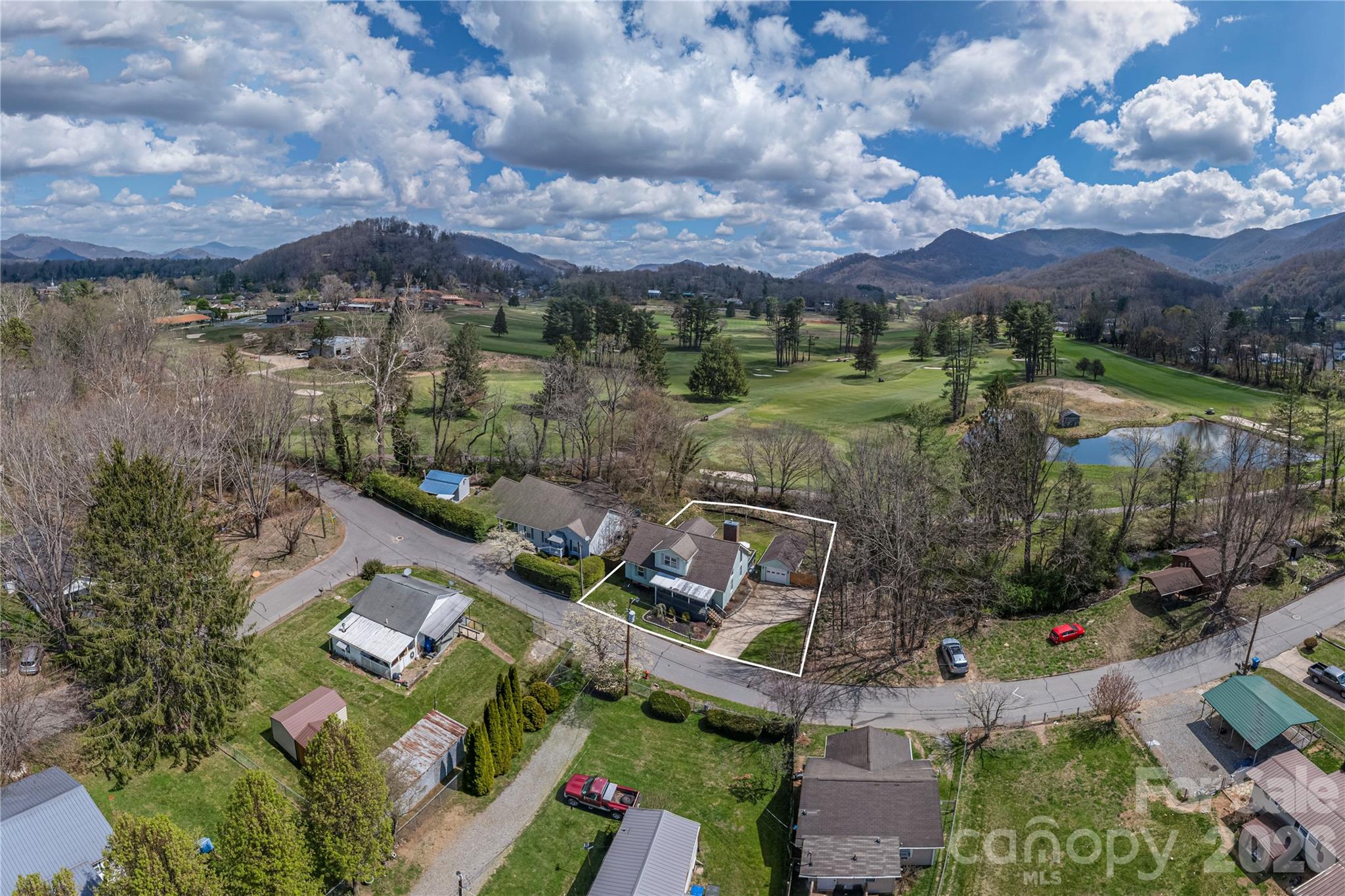 209 Browning Road — Waynesville
