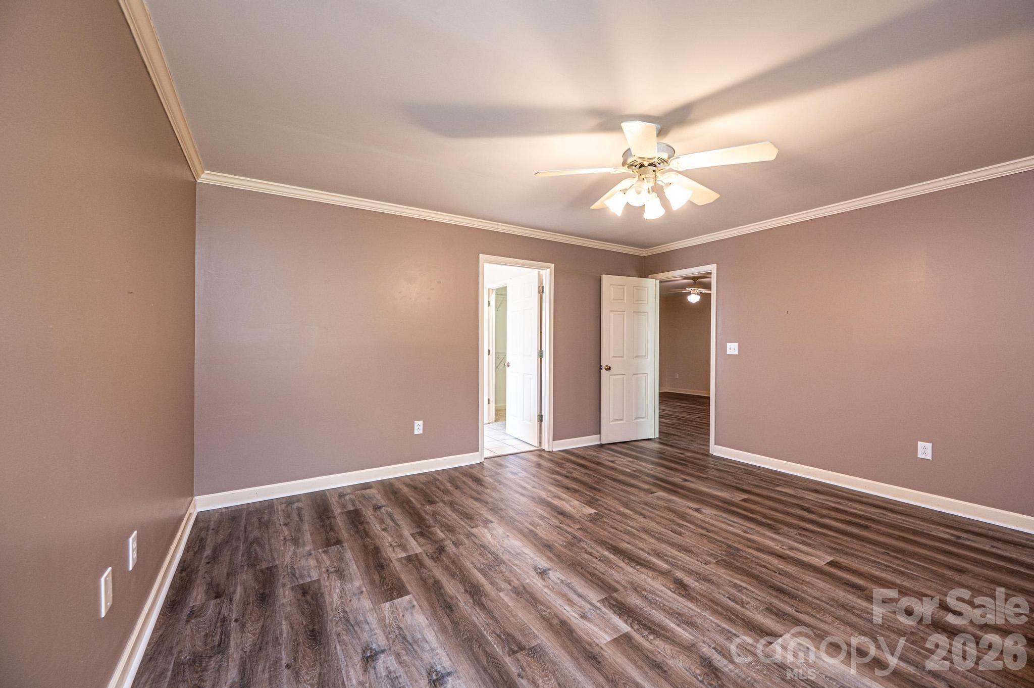 142 39th Avenue Court NW — Hickory