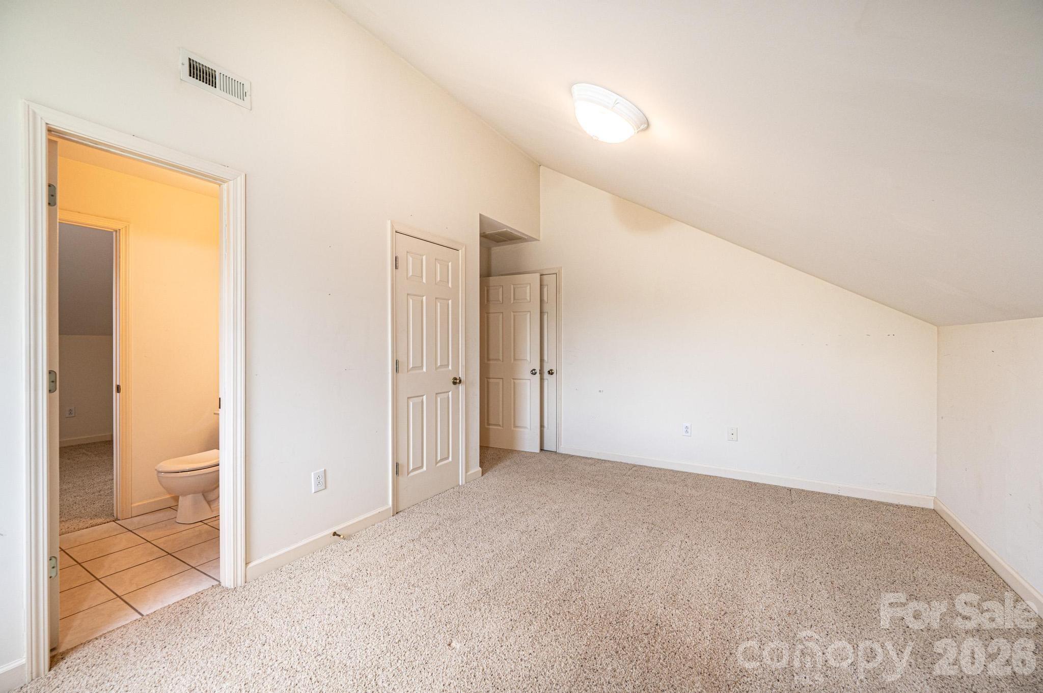 142 39th Avenue Court NW — Hickory