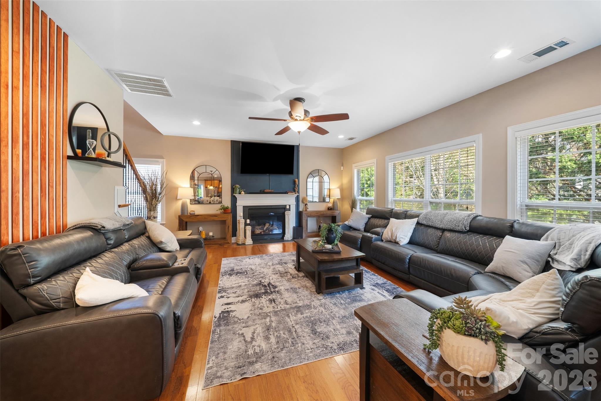8715 Savannah Road — Harrisburg