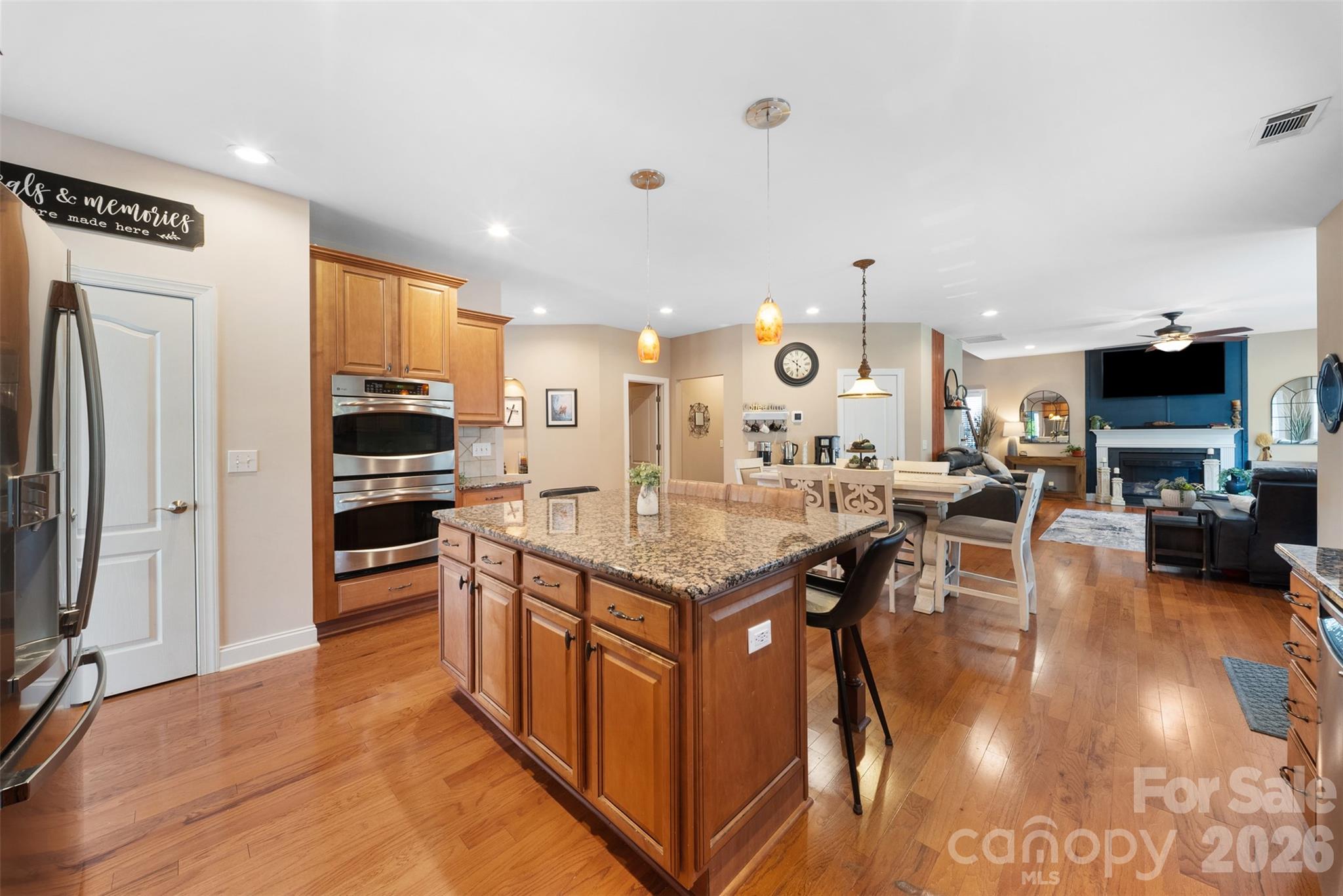 8715 Savannah Road — Harrisburg